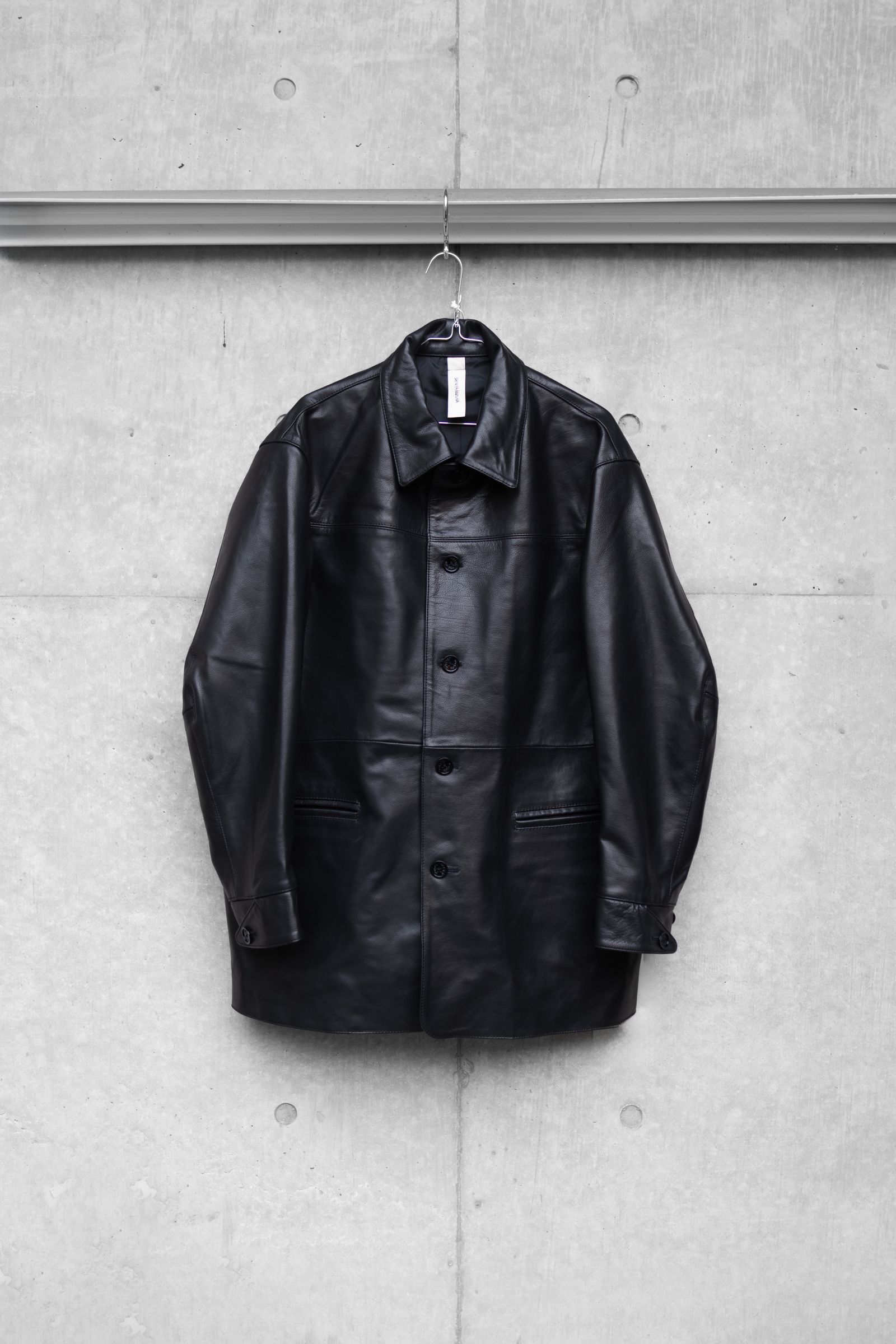 CAR OWNER / BLACK