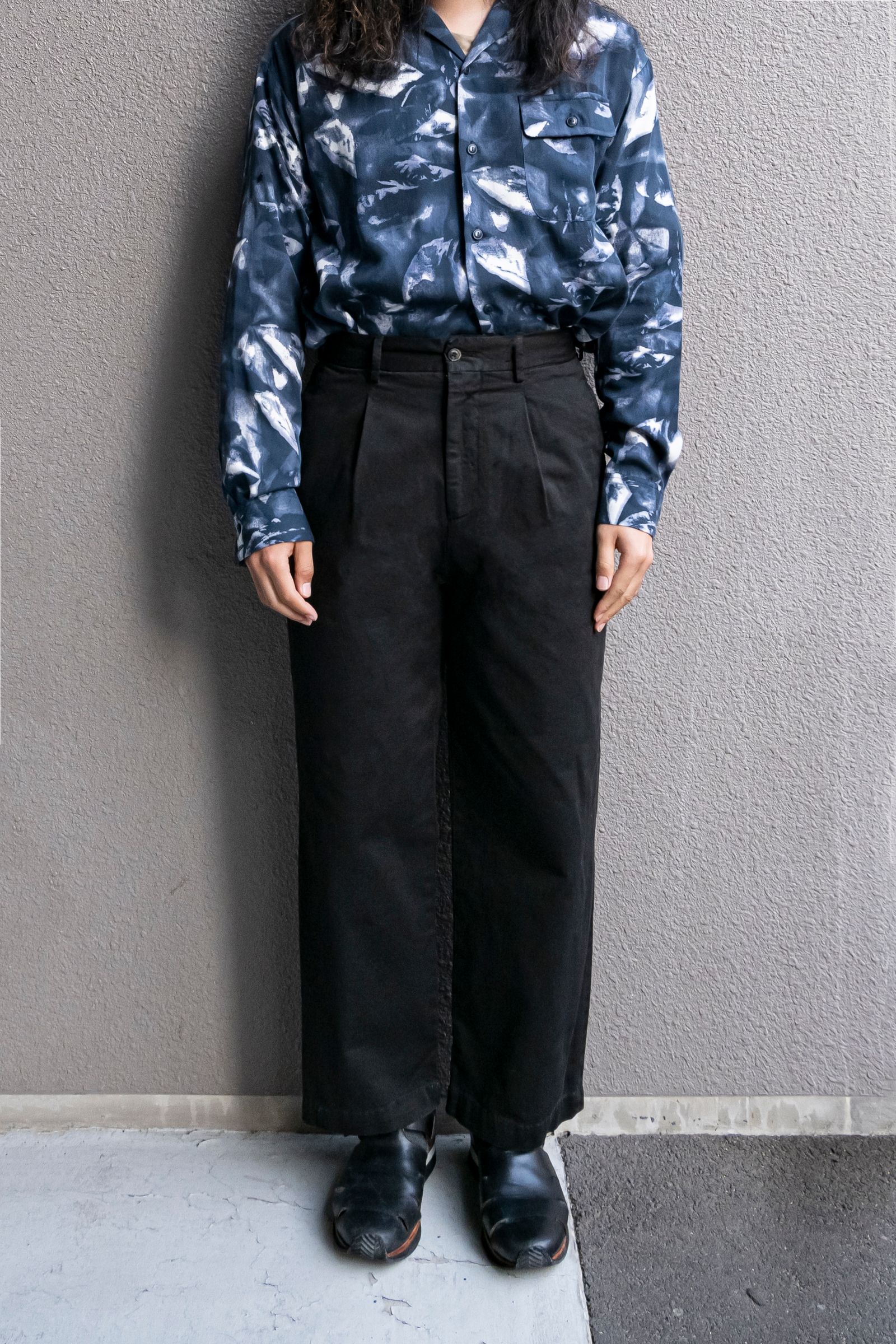 DRAGON TWILL 1TUCK WIDE PANTS / BLACK
