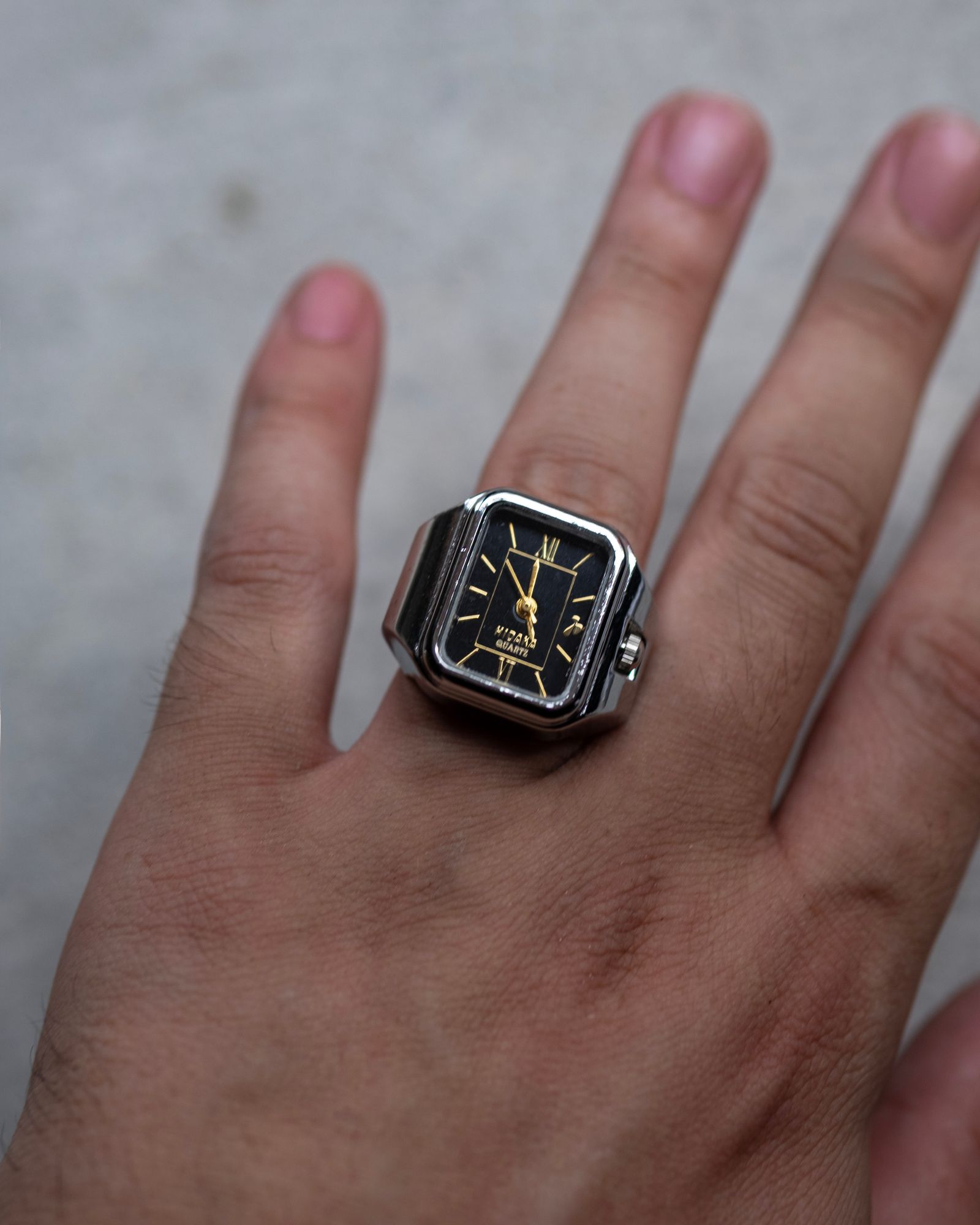 Legacy Ring Watch / Silver/Black
