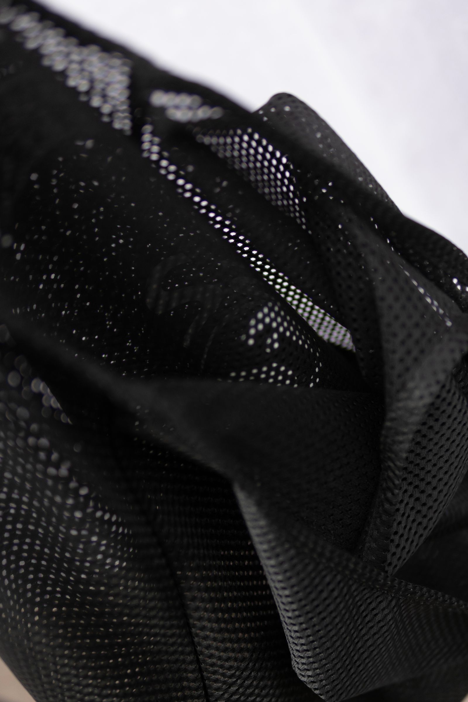 "SafeAcc" Bib Tote / Black