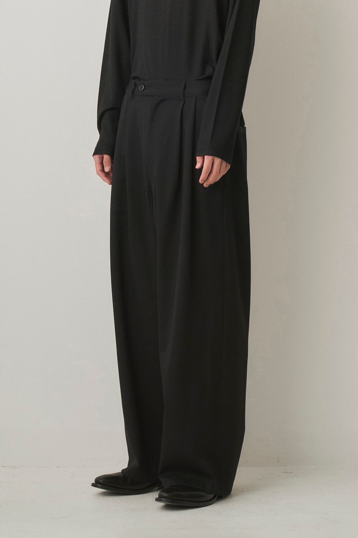 2TUCK WIDE EASY PANTS / BLACK