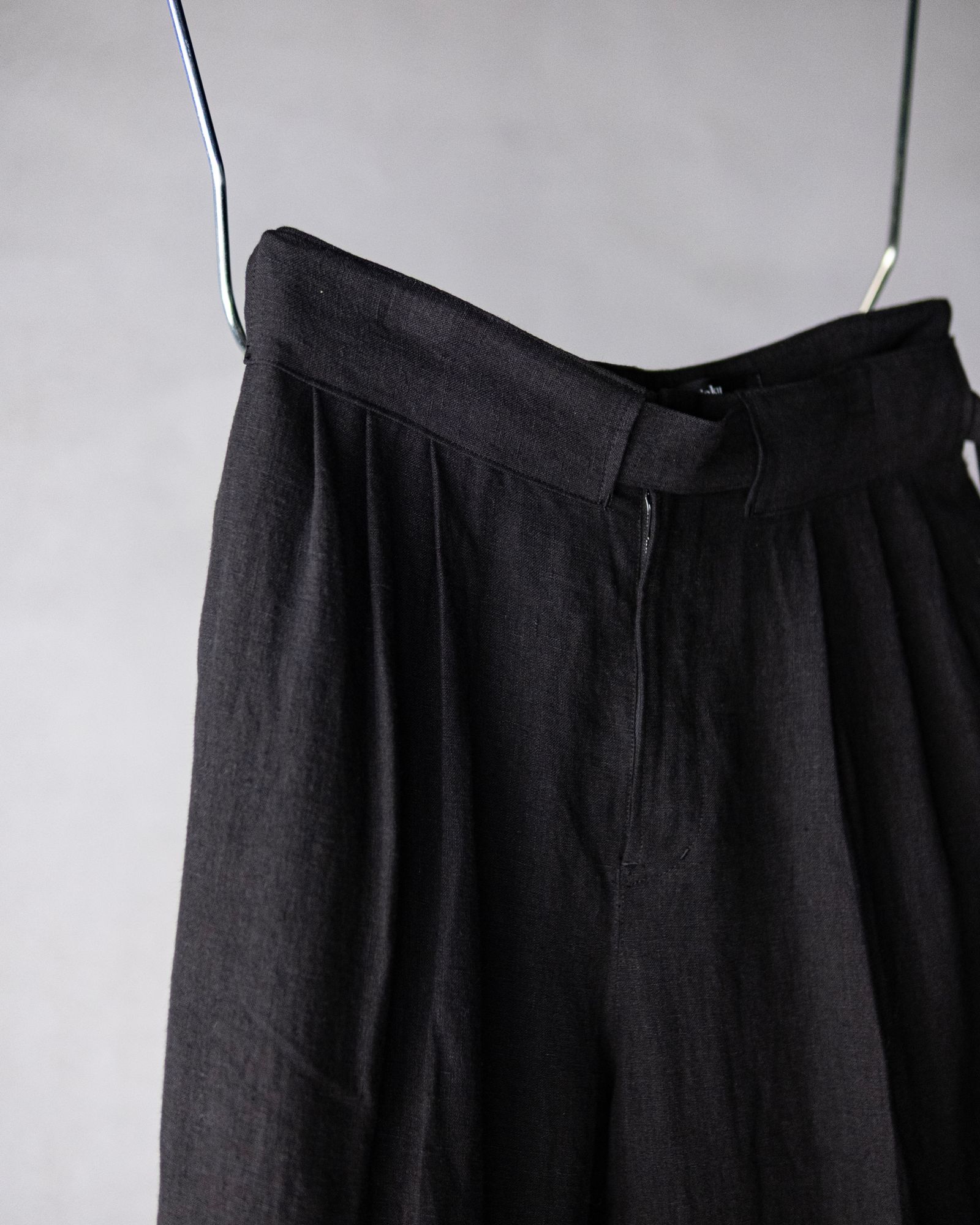 Linen Double Hem Pants with Matching Belt / Black
