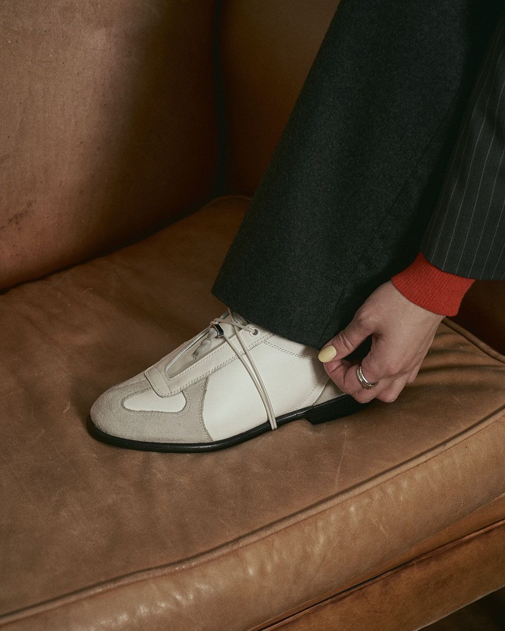 Shoe sneaker german / White