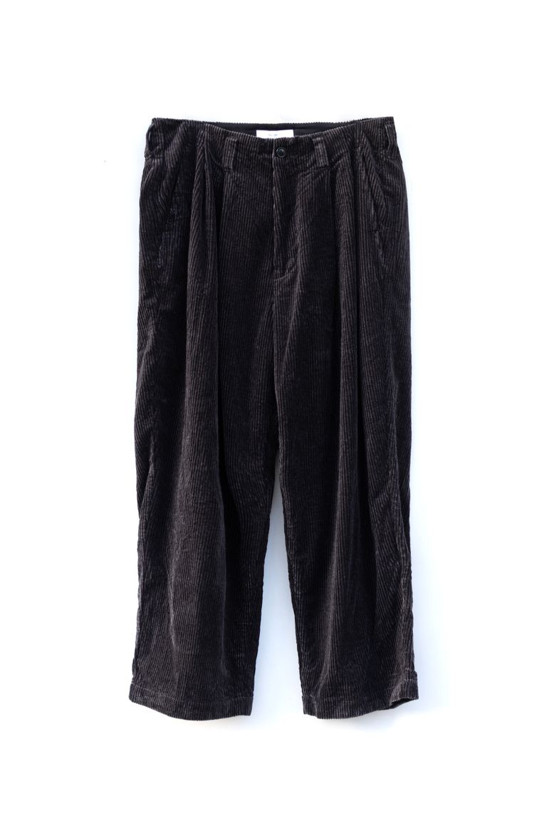 roundabout - Corduroy 2tuck Pants / Black | Retikle Online Store
