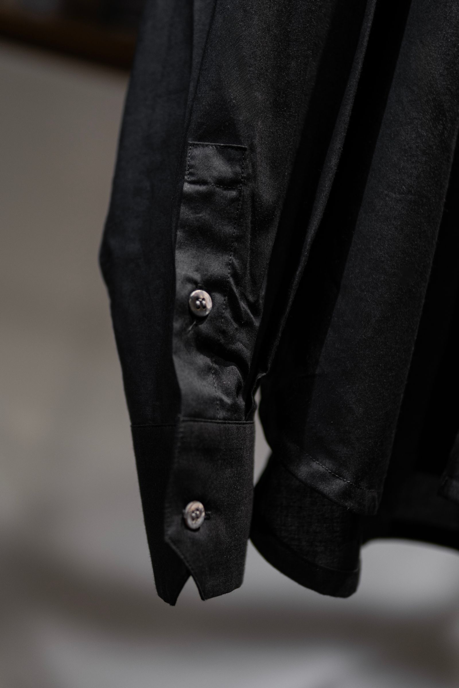 PICTURESQUE MOON SHIRT / COLOURLESS BLACK
