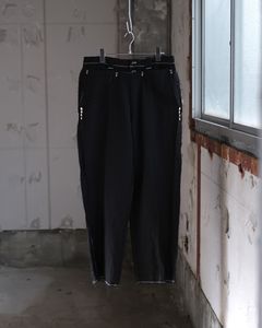 “SAMON” pleated ceremony pants / Black