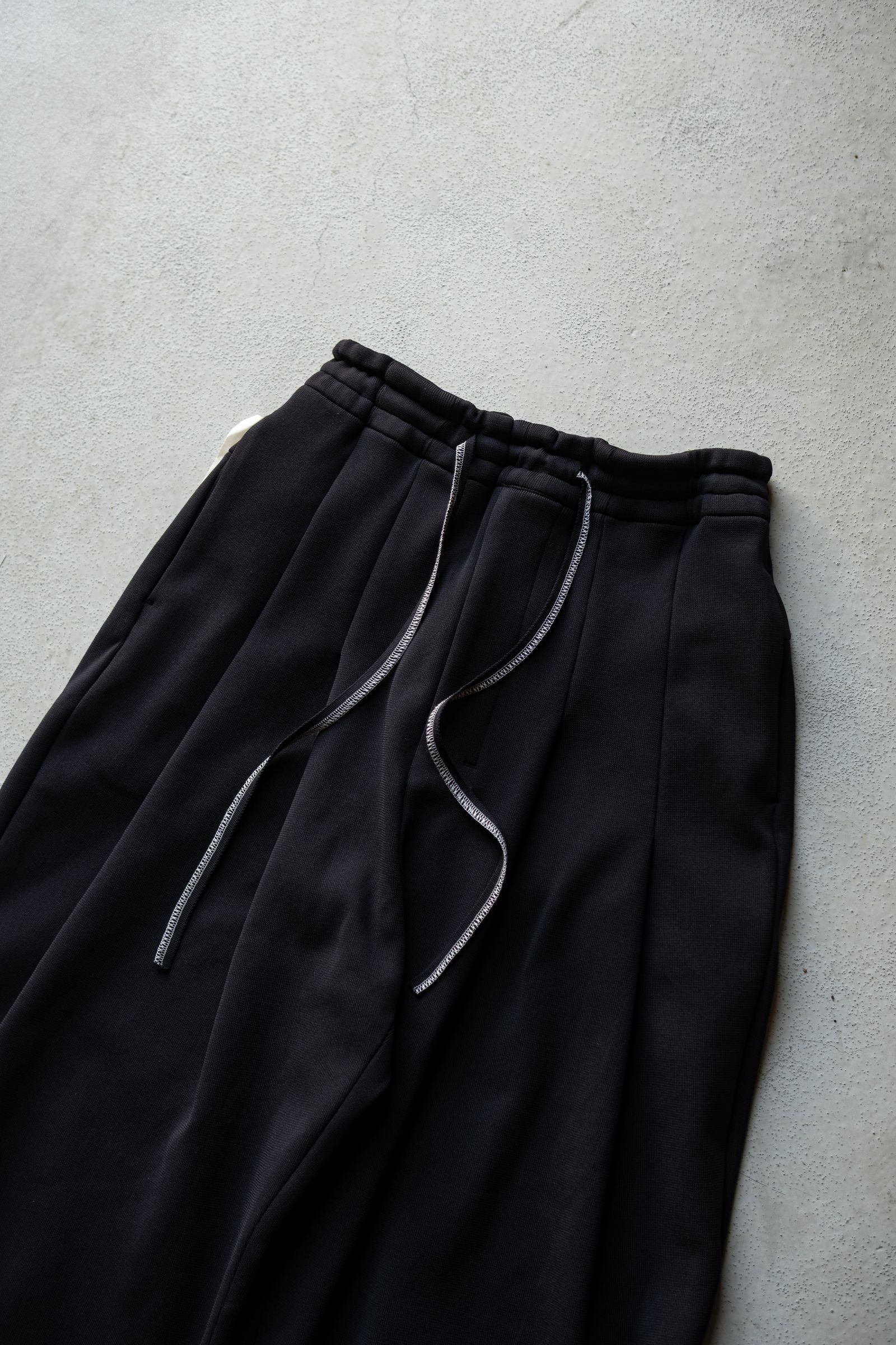 KNITTED BAGGY / COLOURLESS BLACK