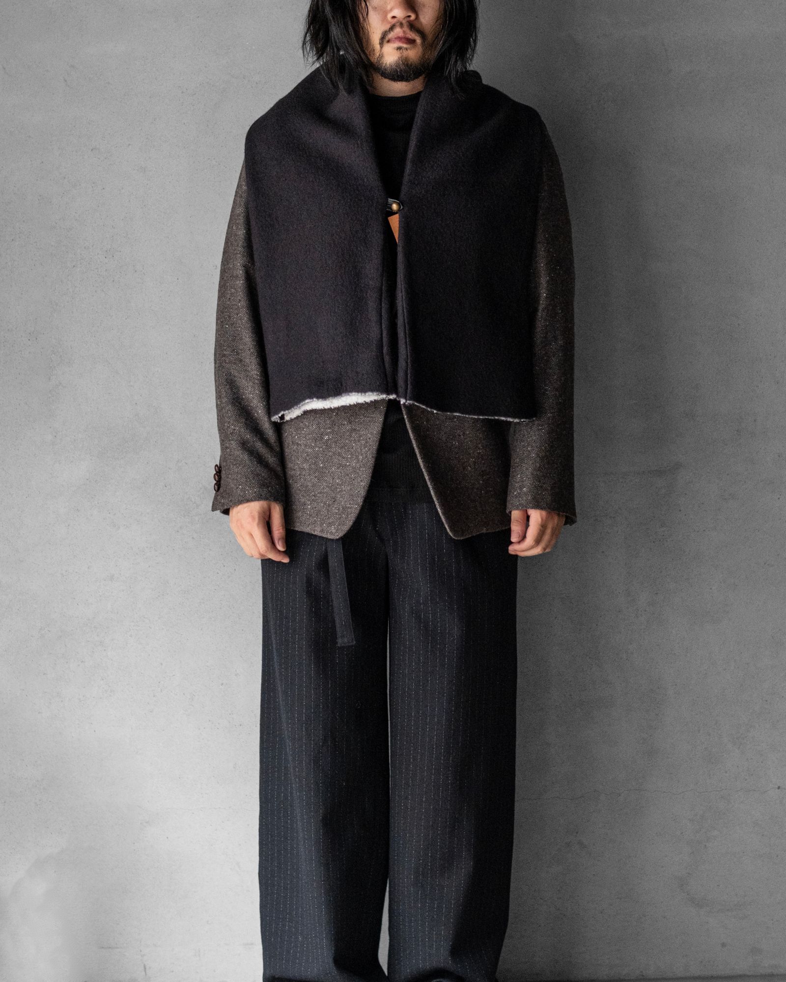 BUTTONED  TUBE MUFFLER / BLACK