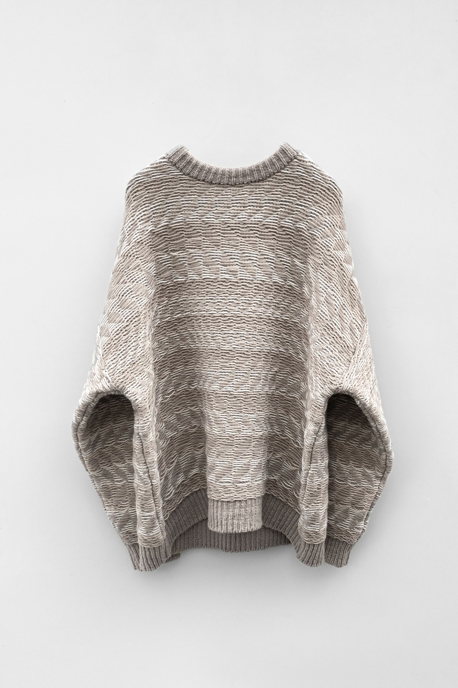 Blanc YM - Inside out Knit Pullover / Beige | Retikle Online Store