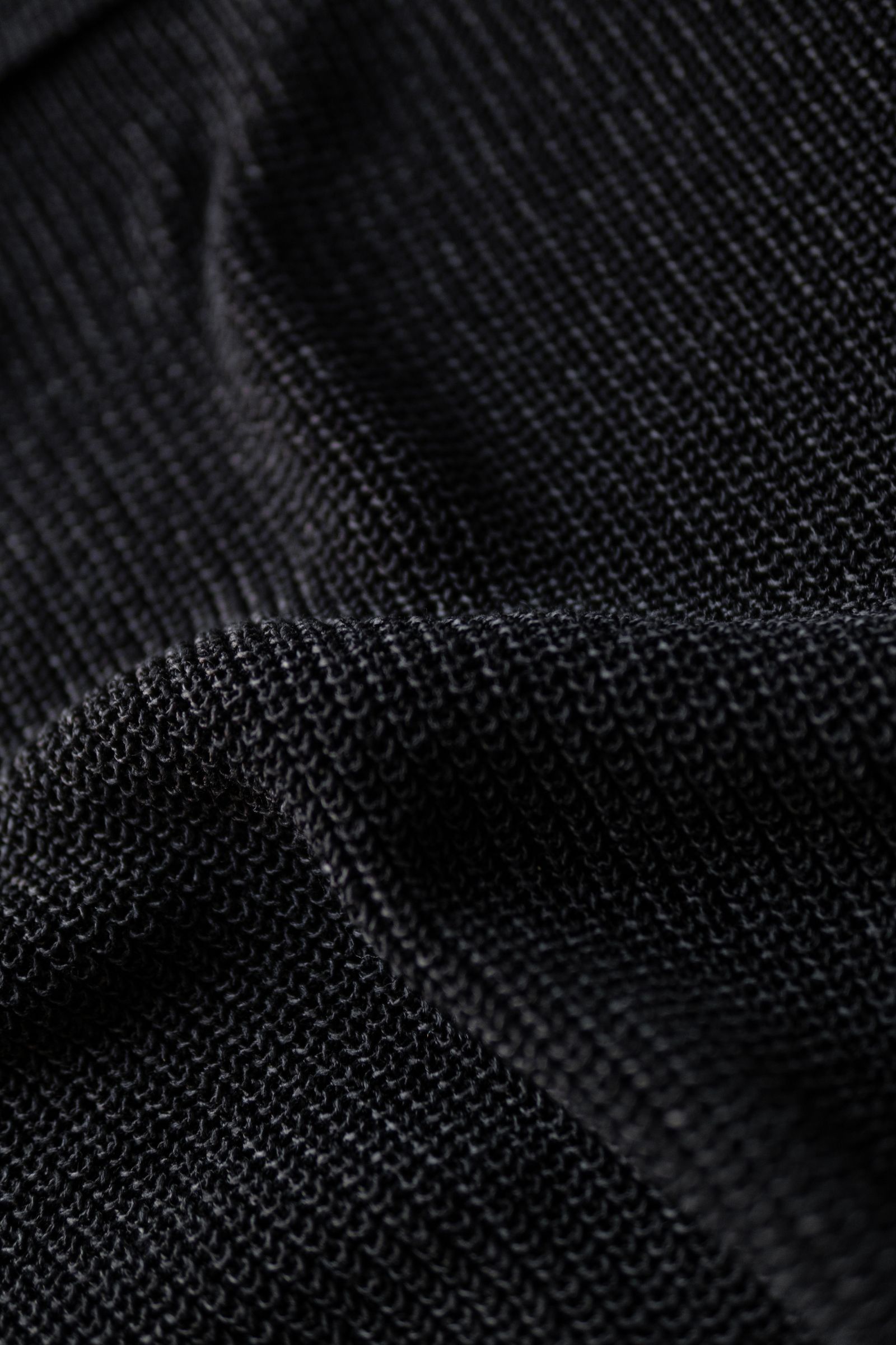 Skipper Knit Shirts / Black