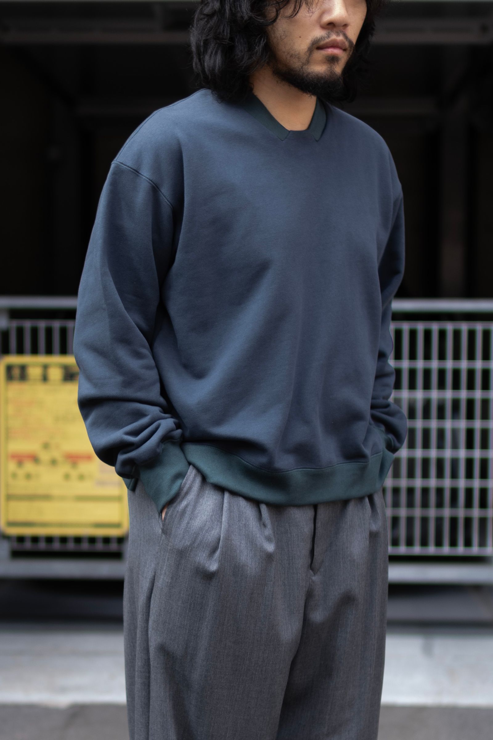 lapel design sweat shirt / green