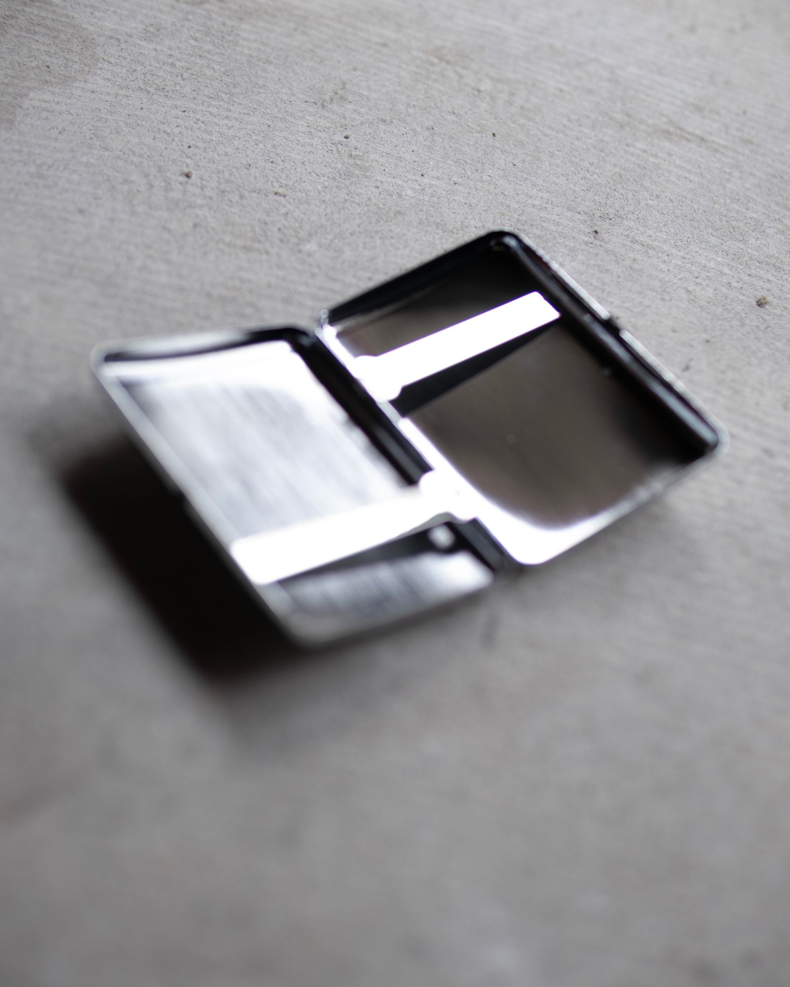 Cellphone Cig Case / Silver