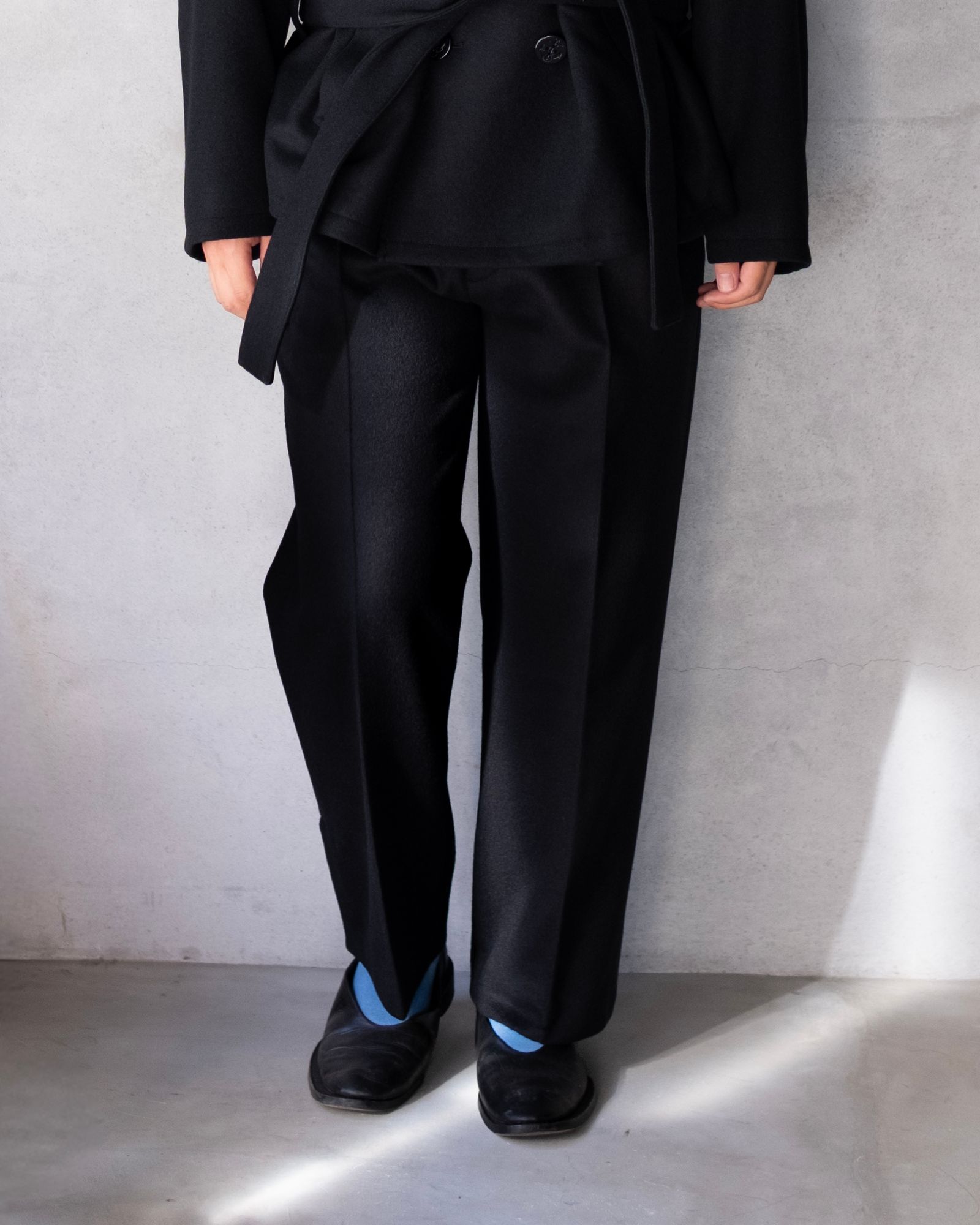 Wool Cashmere Trousers / Black