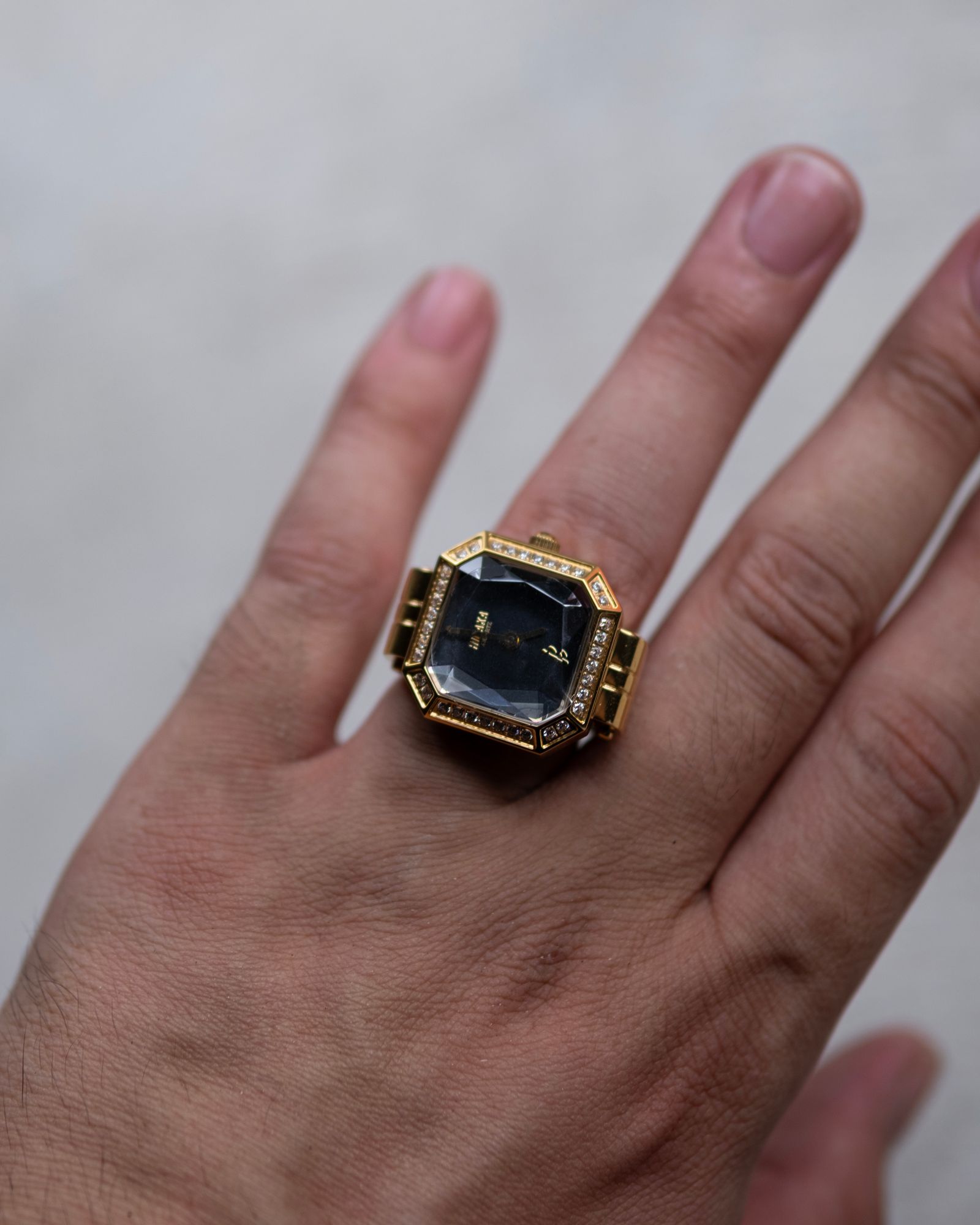Facet Ring Watch / Gold