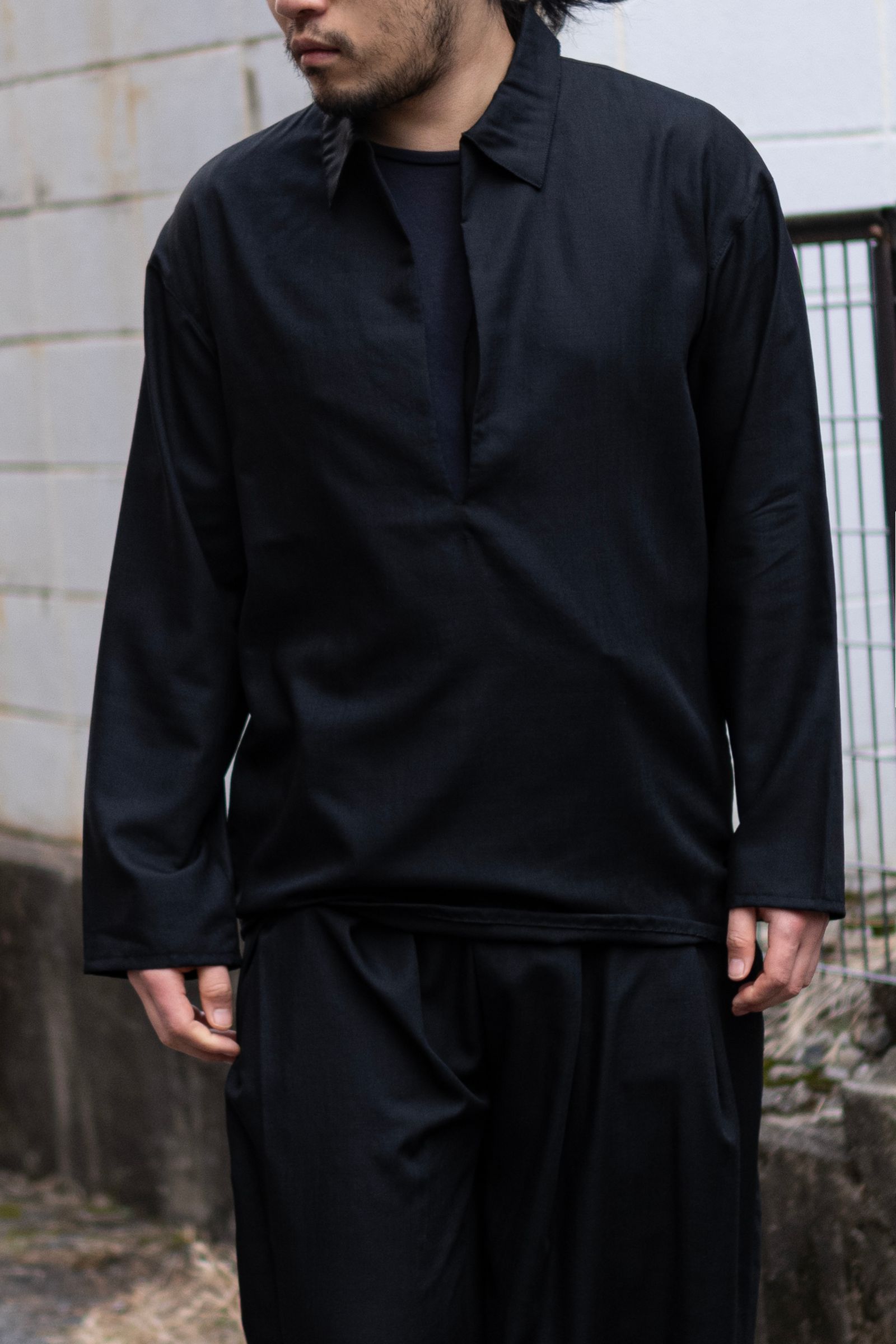 FISHERMAN / COLOURLESS BLACK