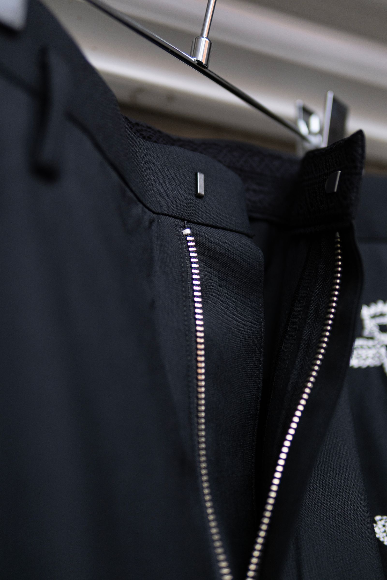 Dear, NOTHING SPECIAL TROUSERS WITH EMBROIDERY / DAWN BLACK