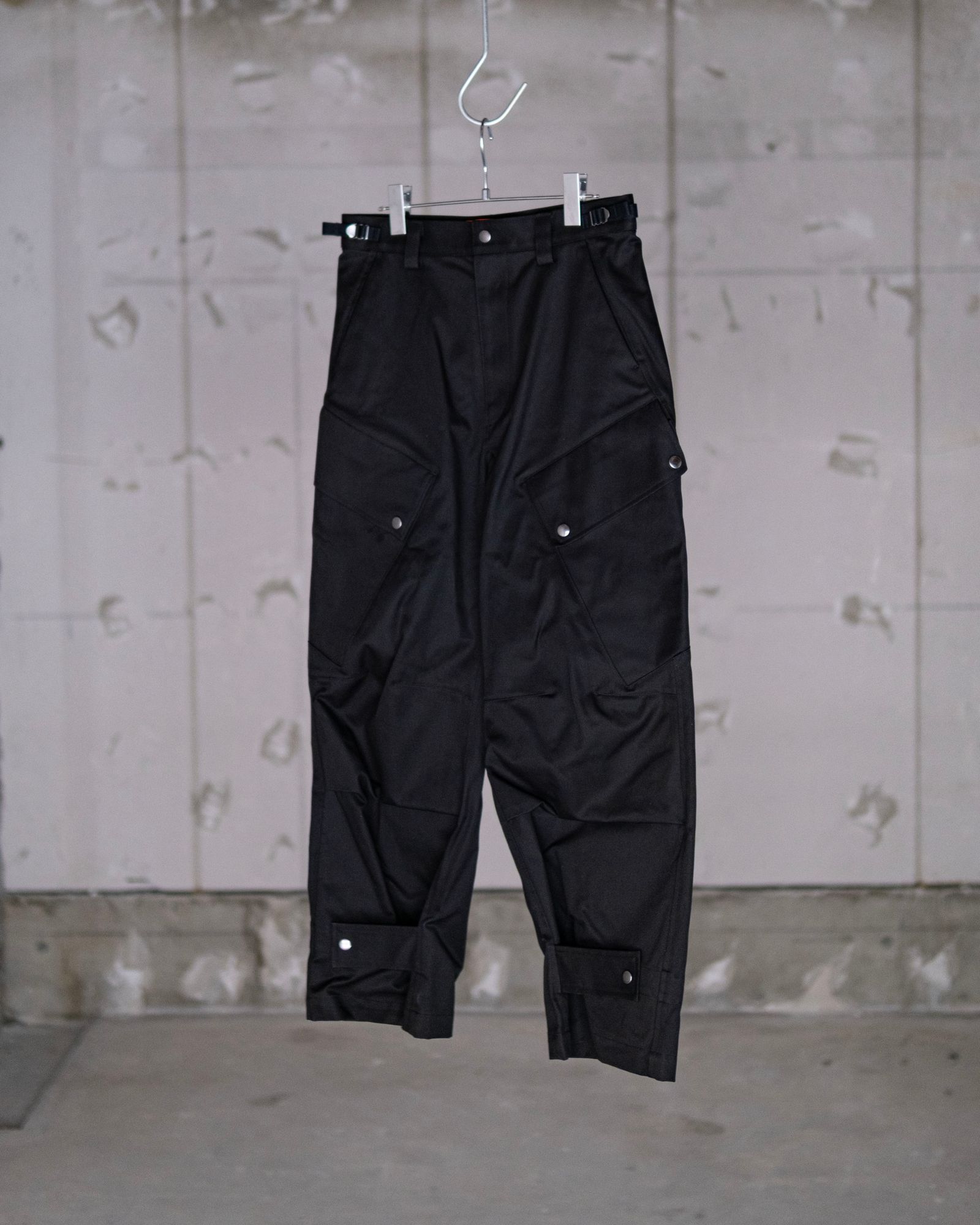 "ARK" 40/3 PREMIUM HIGH-DENSITY TWILL / BLACK