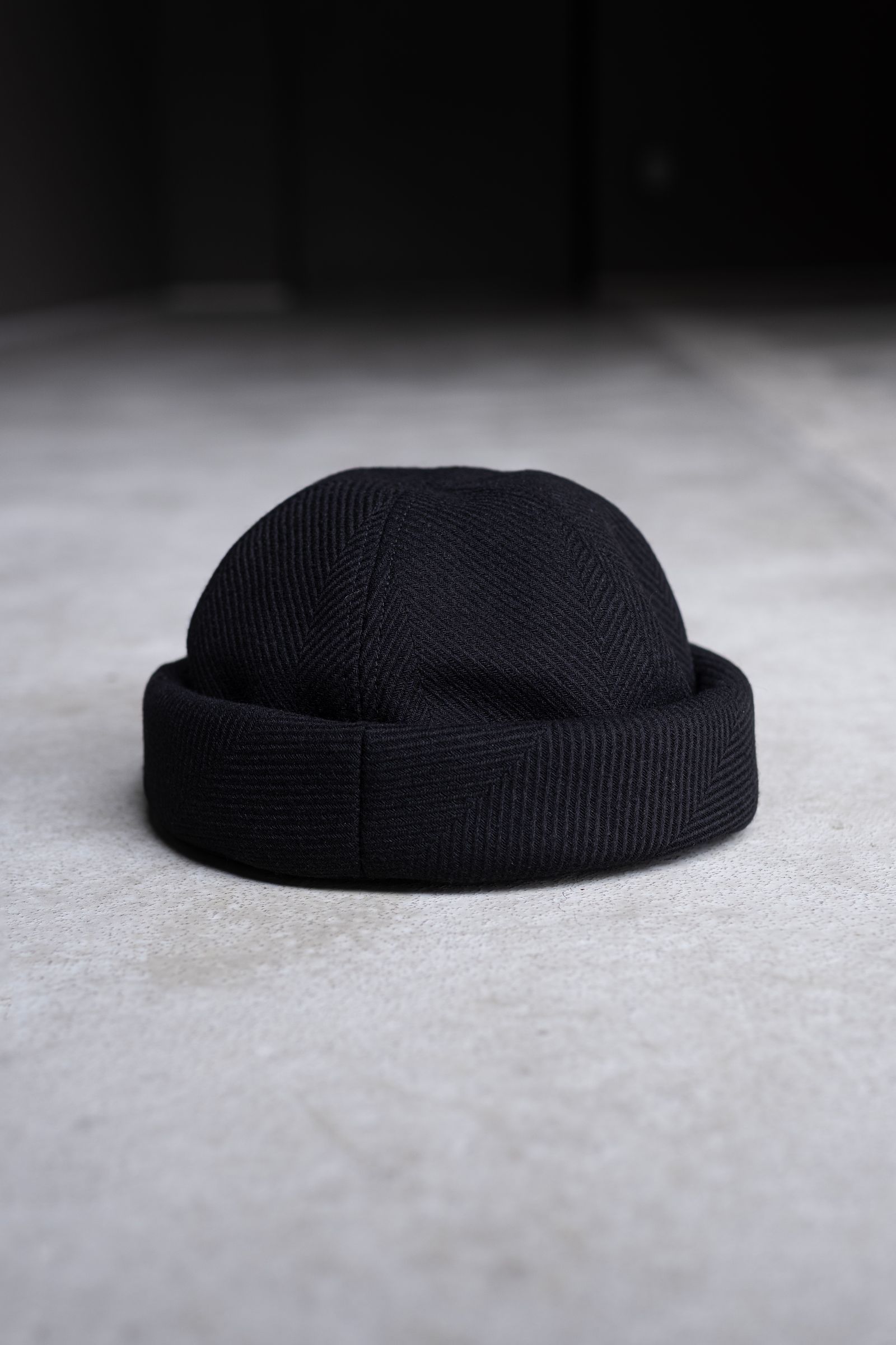 Dobby Stripe Roll Cap / Black