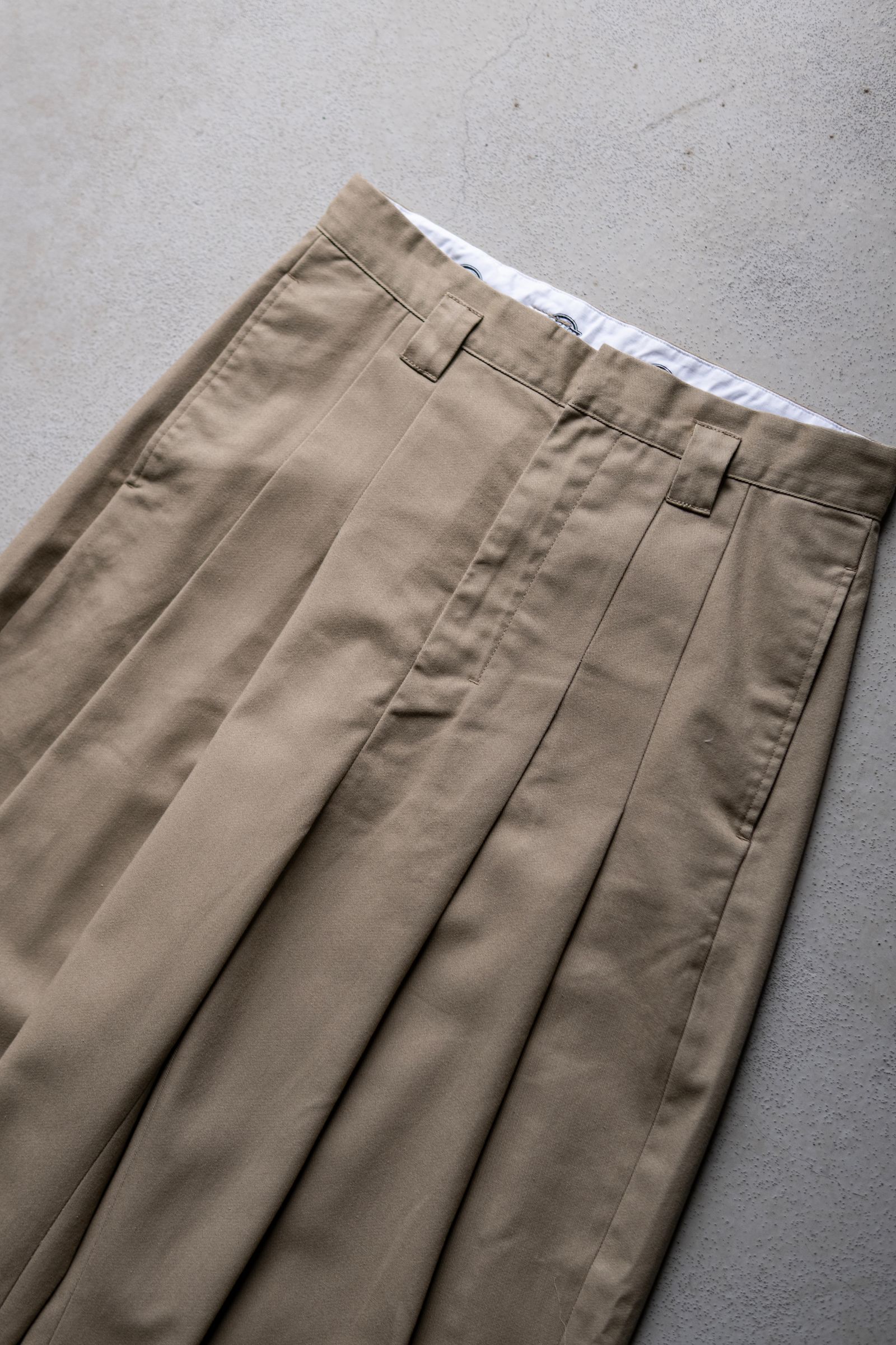 【SHINYAKOZUKA×Dickies】BAGGY WITH DICKIES / KHAKI