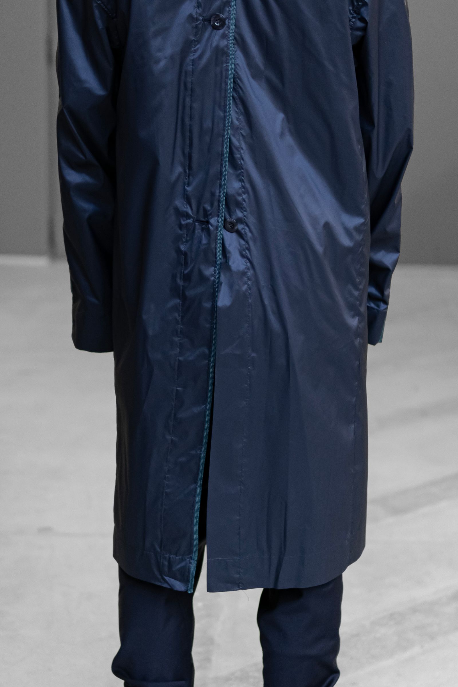 SHINYAKOZUKA - NOTHING SPECIAL COAT / METALLIC BLUE | Retikle