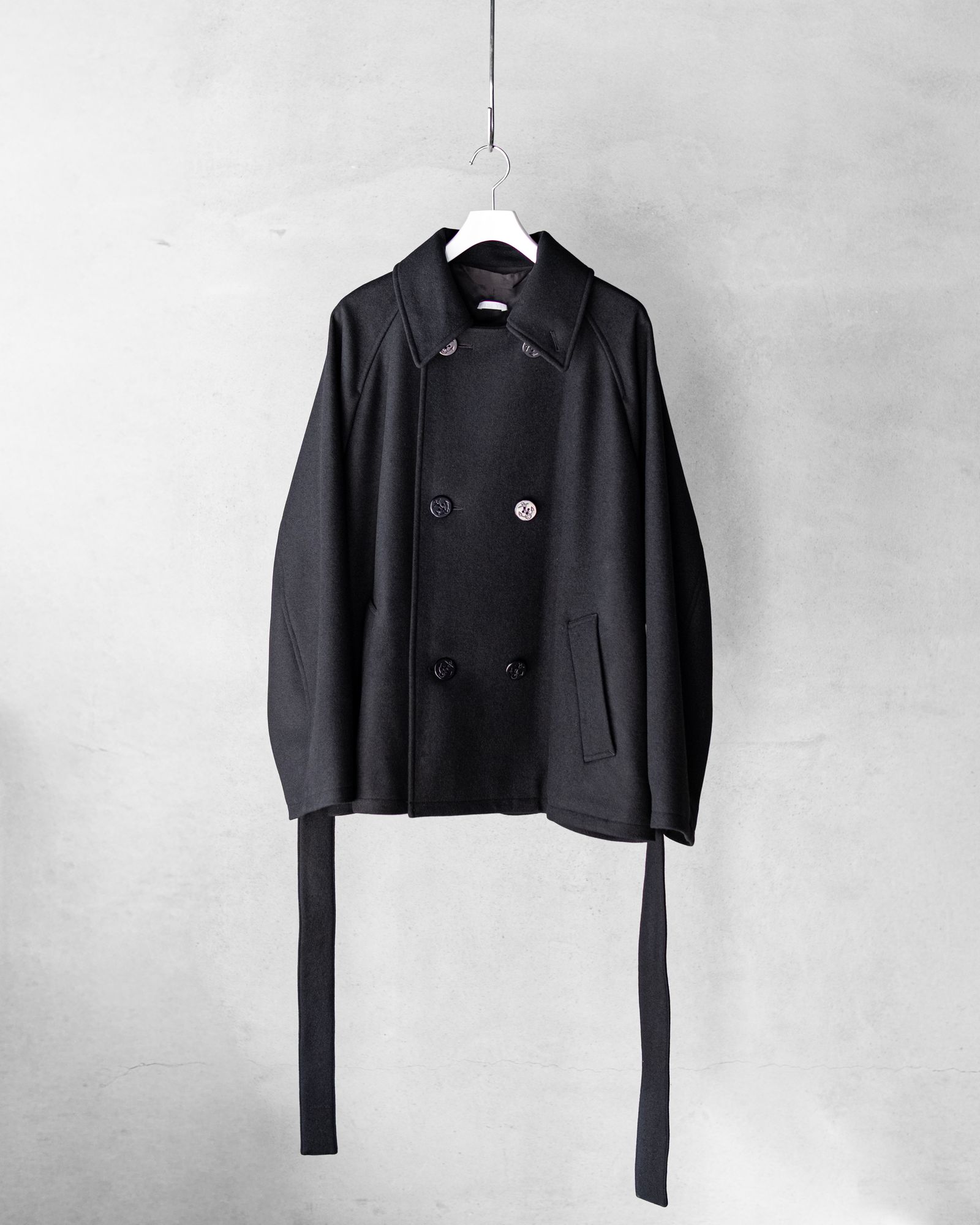 Wool Raglan Pea Coat / Black