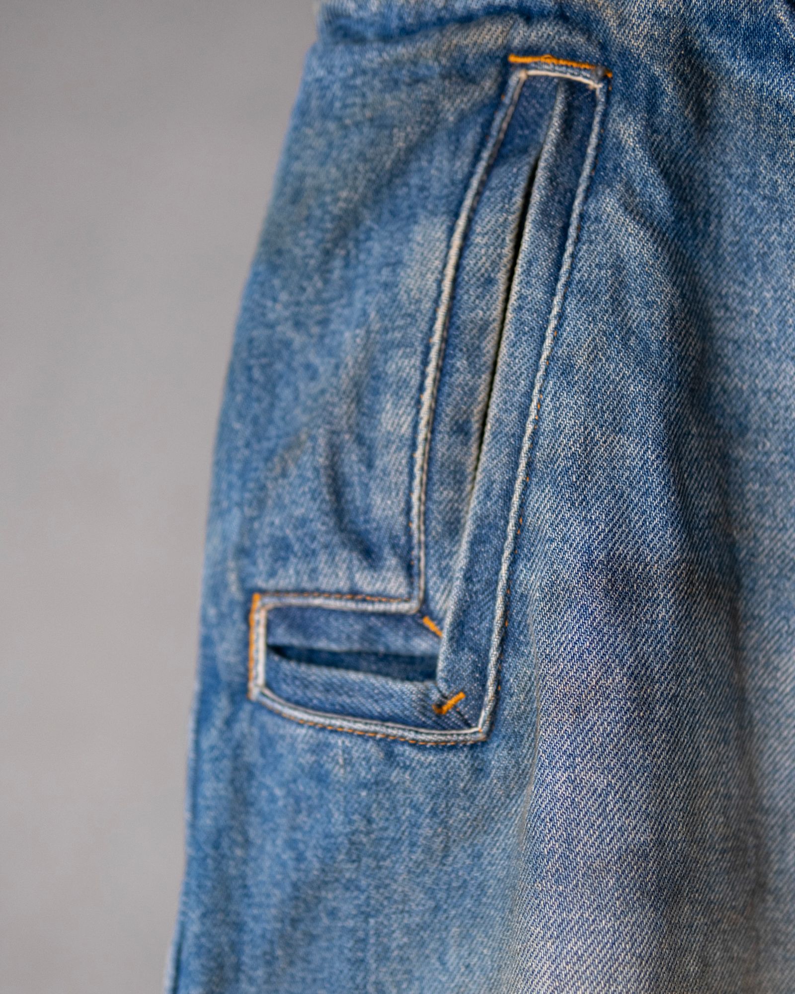 MONOLITH INDIGO BAGGY / Mid-wash