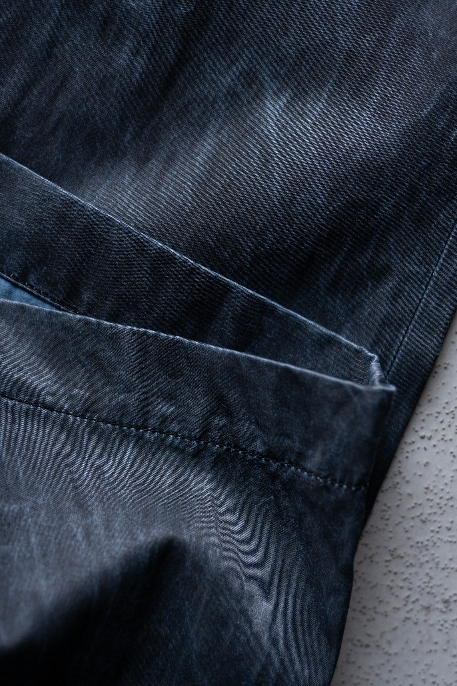 Pigmented satin PT / nvy