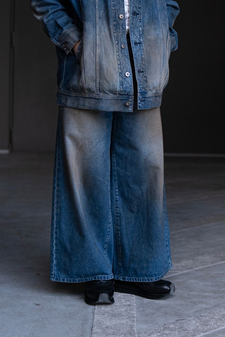 JUHA - RUST BAGGY DENIM PANTS / INDIGO | Retikle Online Store