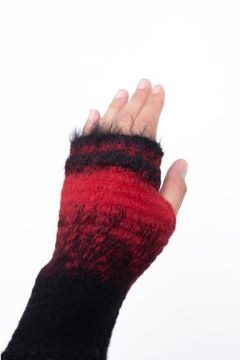 Needle punched gloves / blk