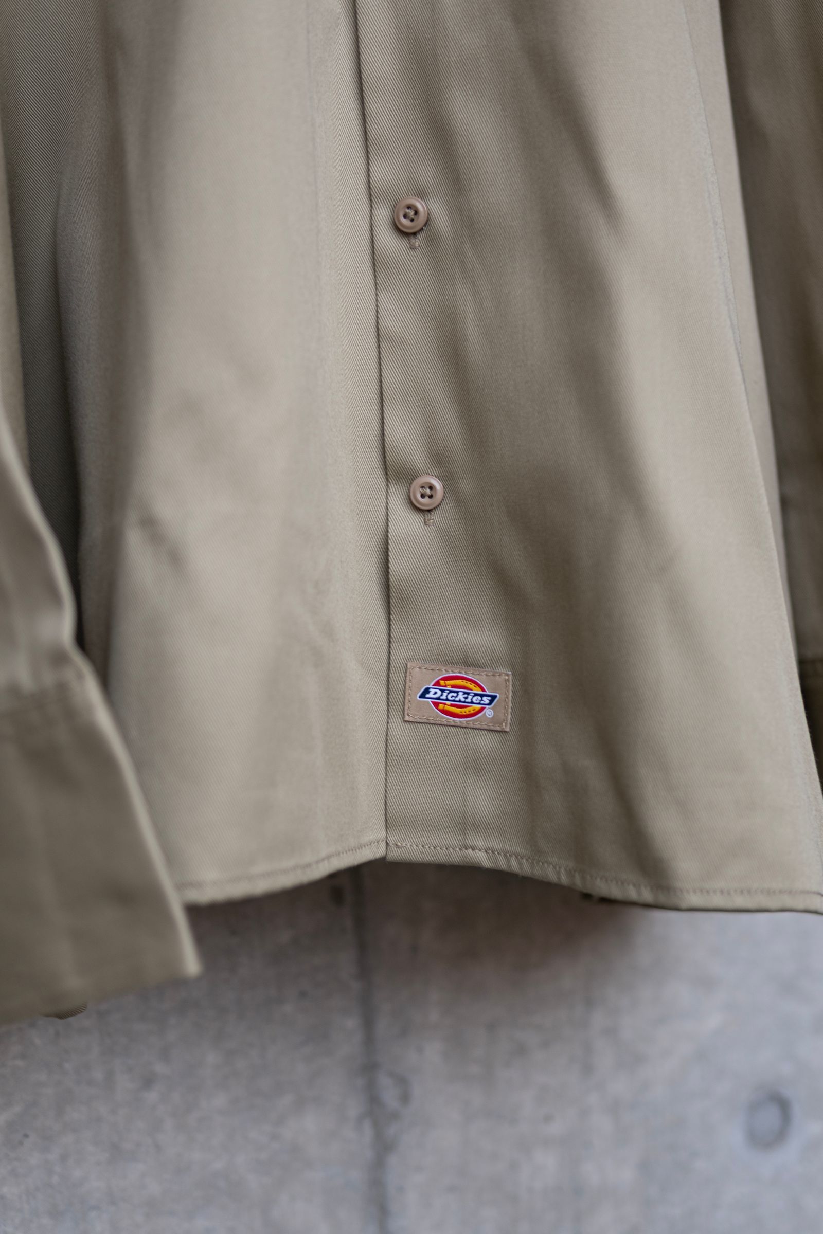 【SHINYAKOZUKA×Dickies】GIANT WORK SHIRT WITH DICKIES / KHAKI