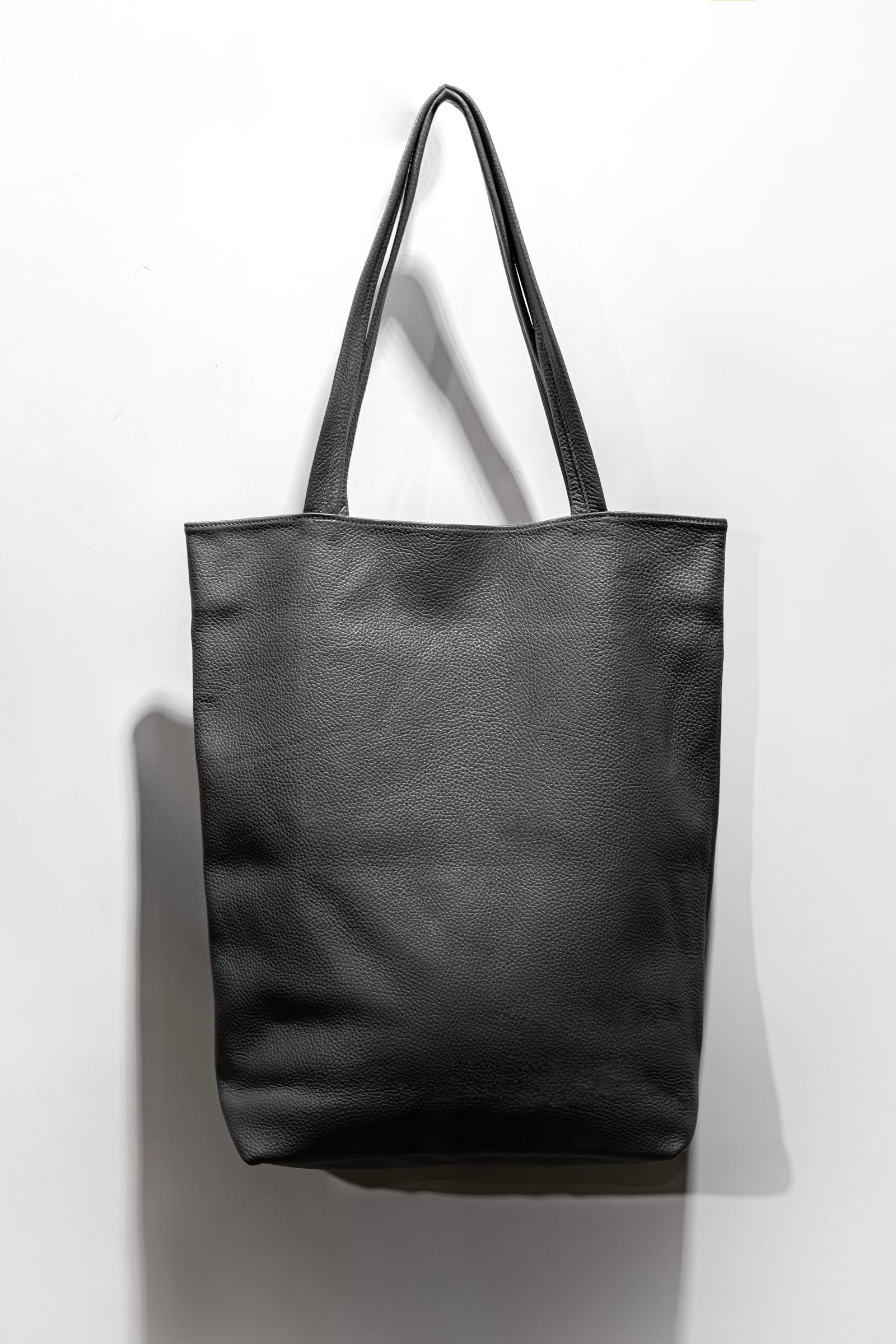 HIDAKA - PING-PONG LEATHER TOTE / GRAY | Retikle Online Store