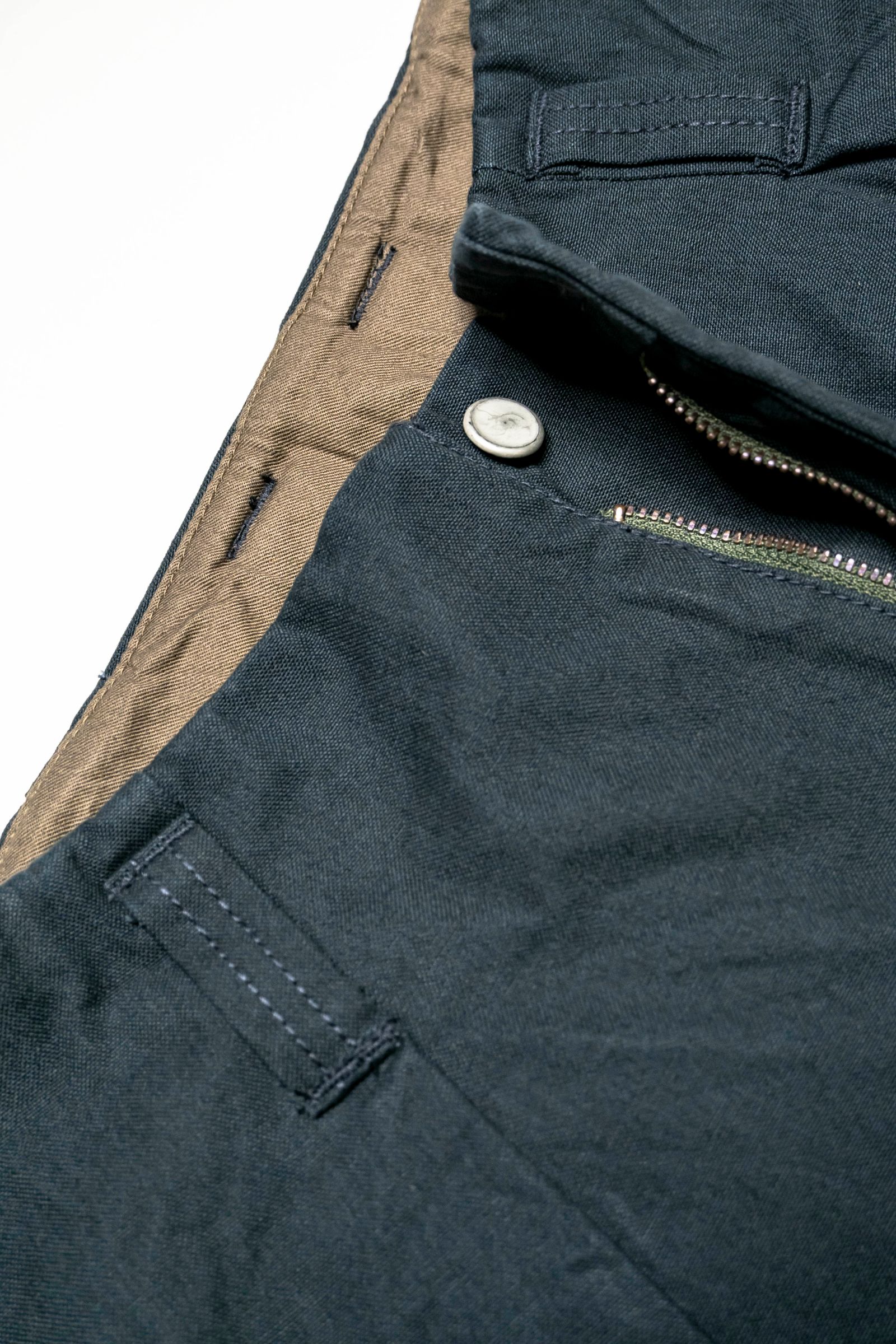 roundabout - Double Canvas Deep Tuck Pants / Dark Green | Retikle