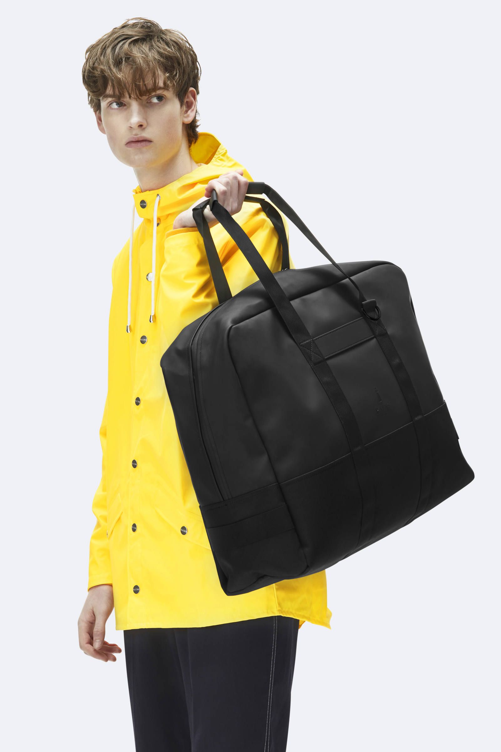 Rains Luggage Bag black / ラゲッジトートレインバッグブラック