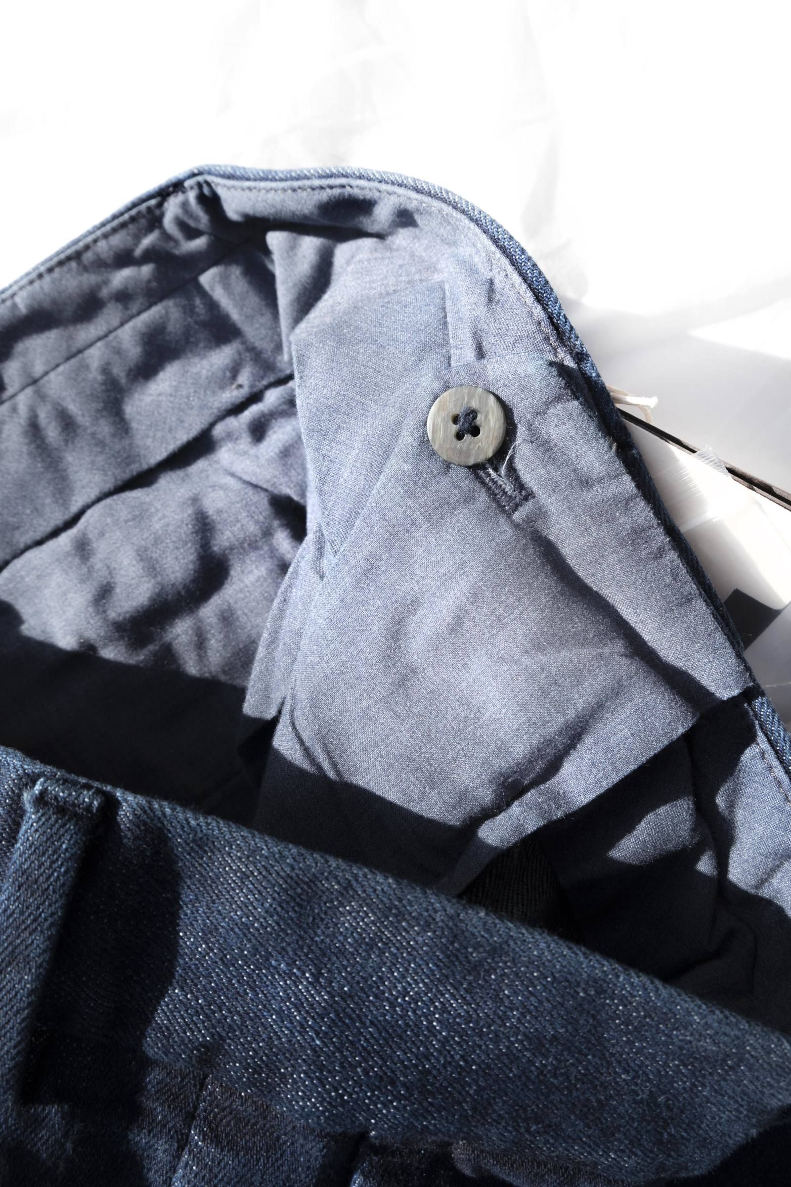 DENIM ONE WASH 1TUCK WIDE PANTS / BLUE BLUE
