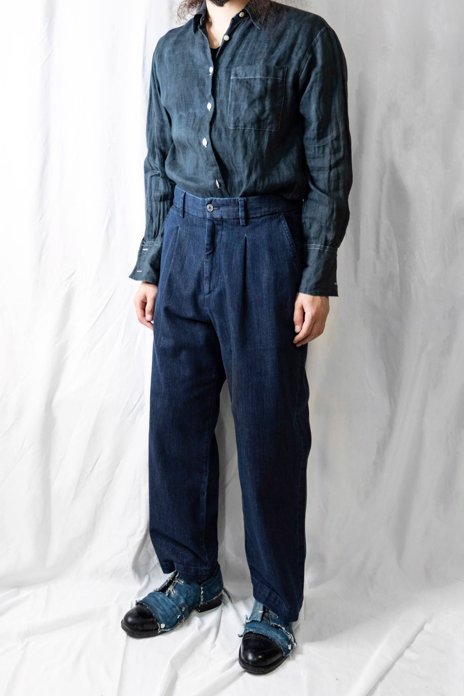 RICCARDO METHA - DENIM ONE WASH 1TUCK WIDE PANTS / BLUE BLUE