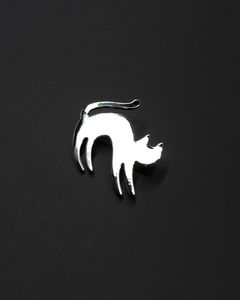 The Object Charm Brooch / Cat