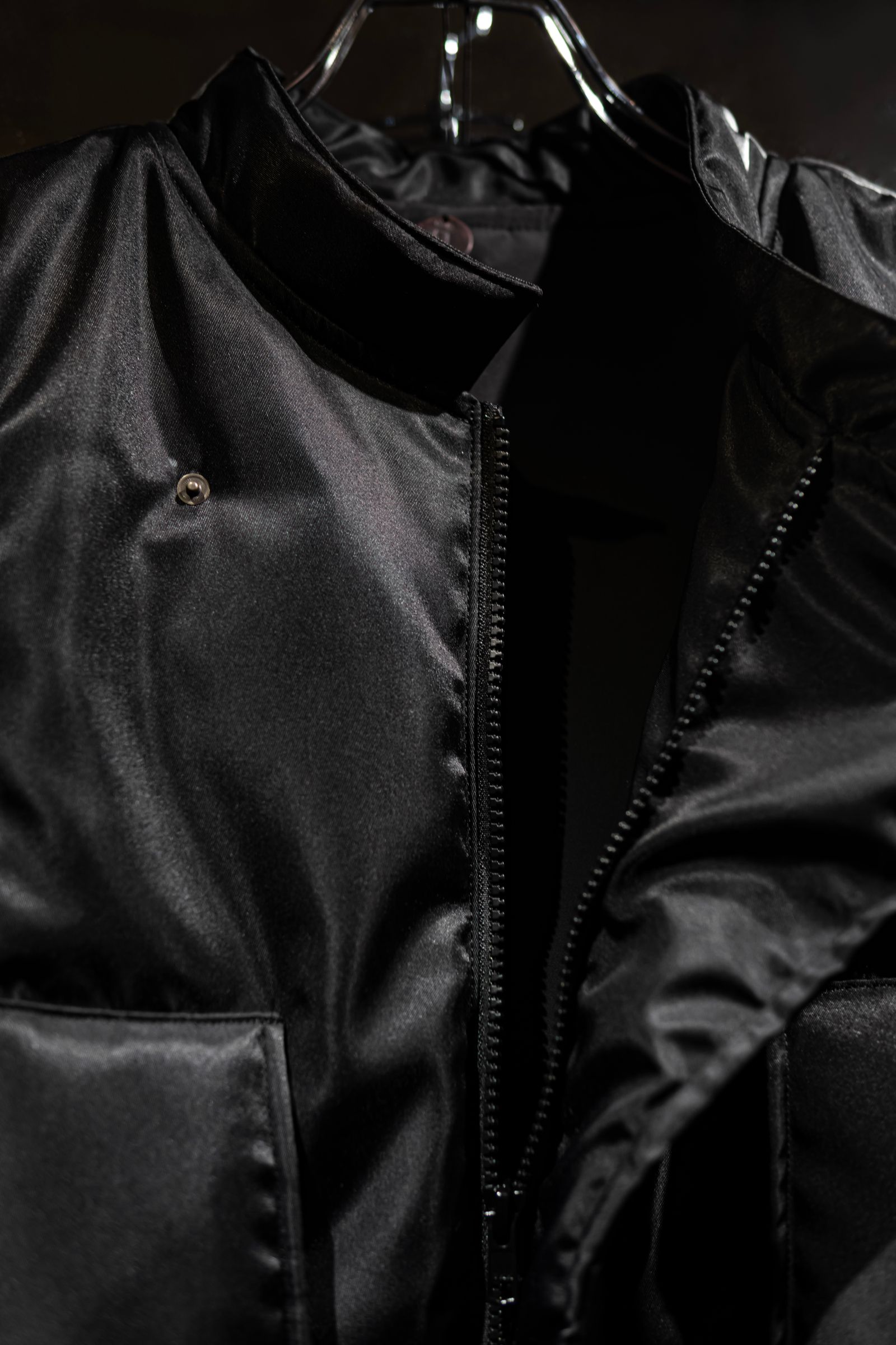 【LIMITED EDITION】Nylon down vest
