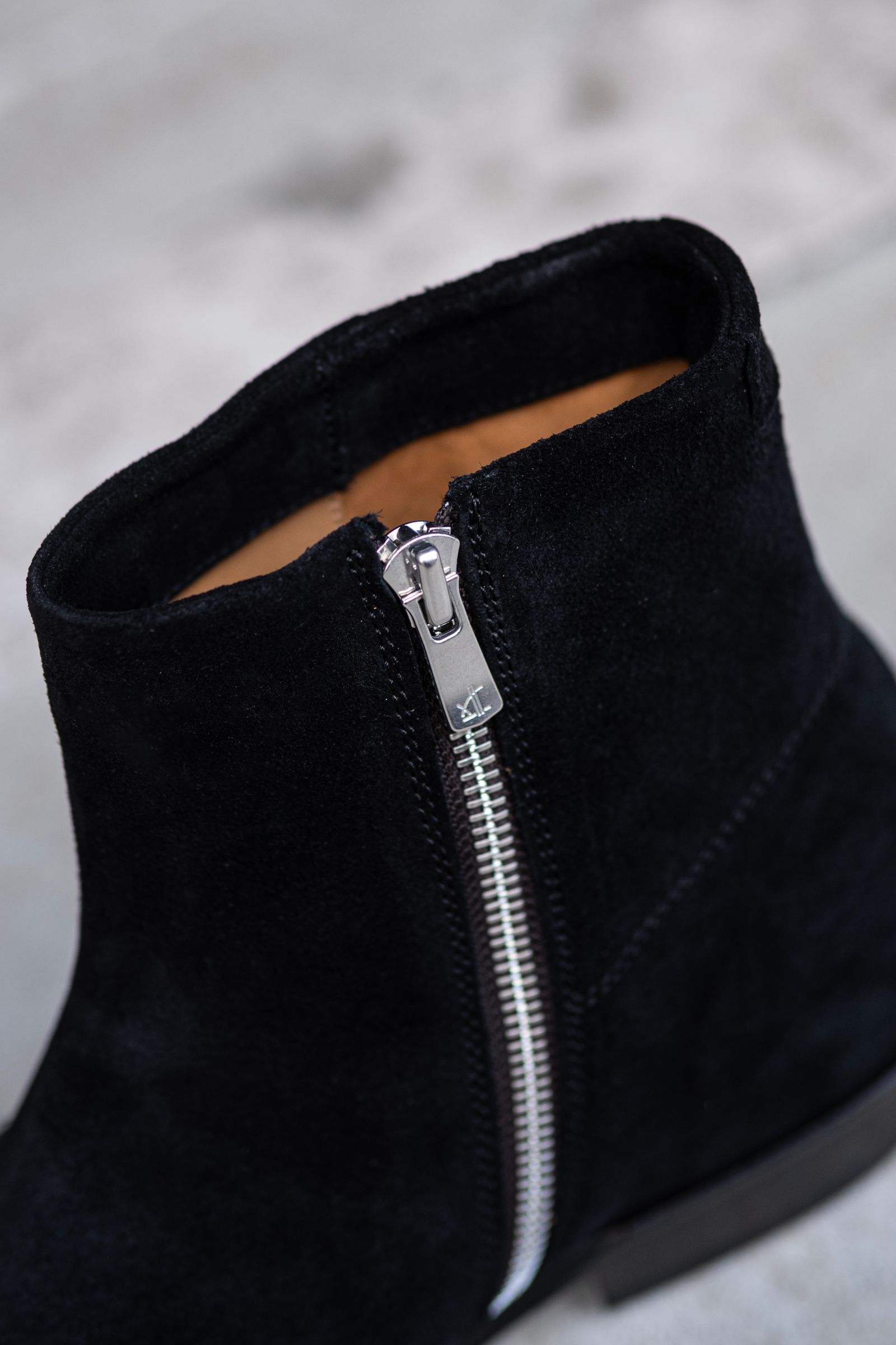 Side zip boots / Black