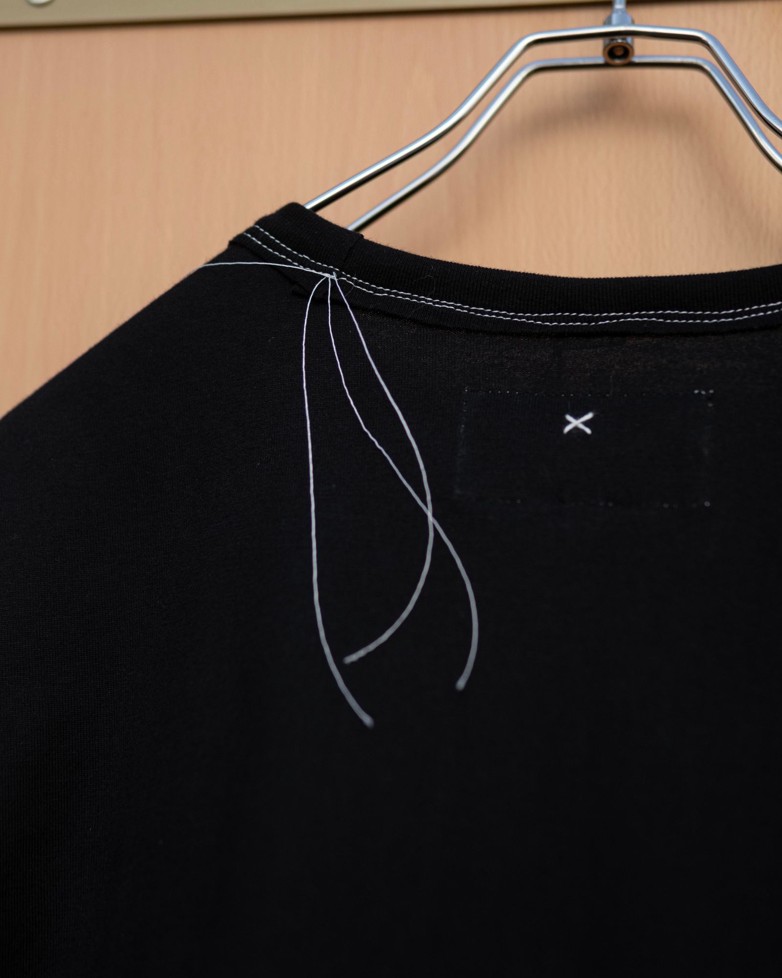 “TUGIHAGI” Neck Sleeveless / Black