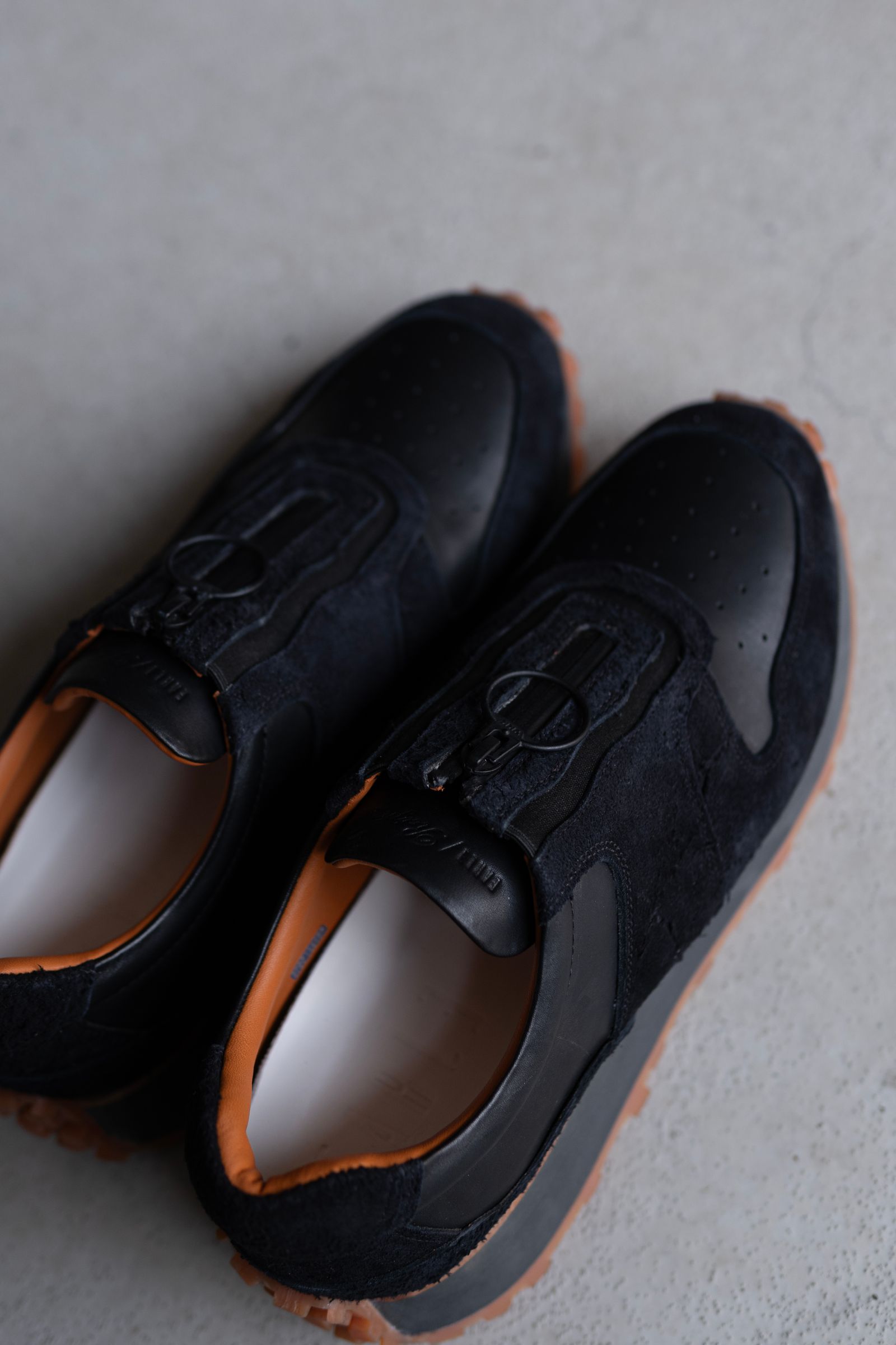 Zip & gore runner / Black