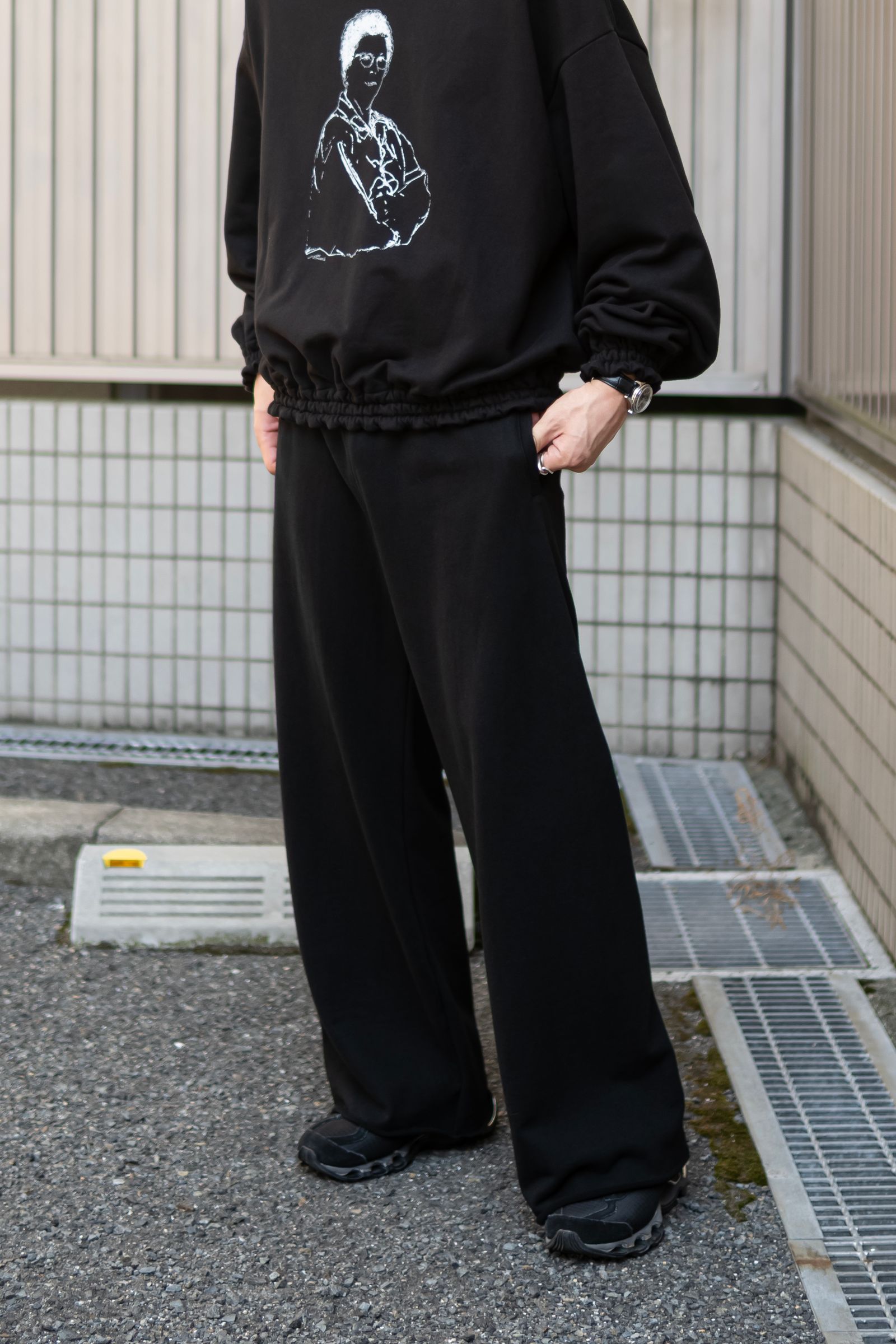 "COM" VINTAGE LIKE FRENCH TERRY / BLACK