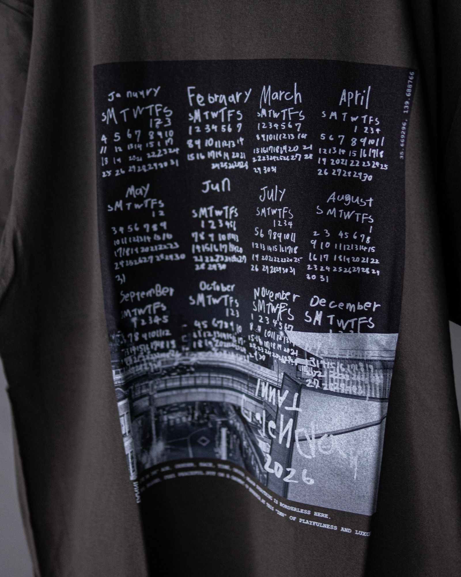 PHOTO CALENDER TEE / Black
