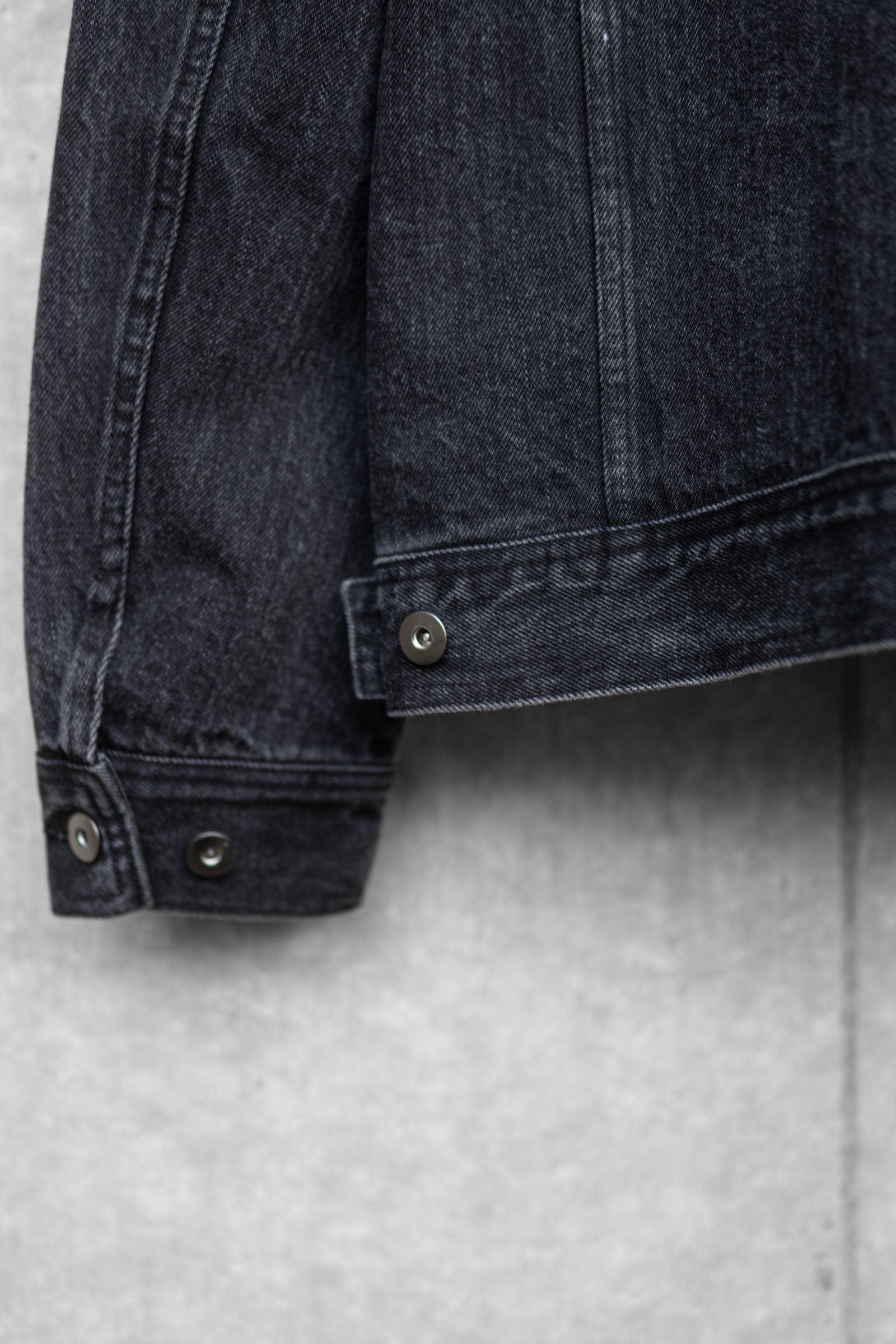 TUCK DENIM BLOUSON / BLACK