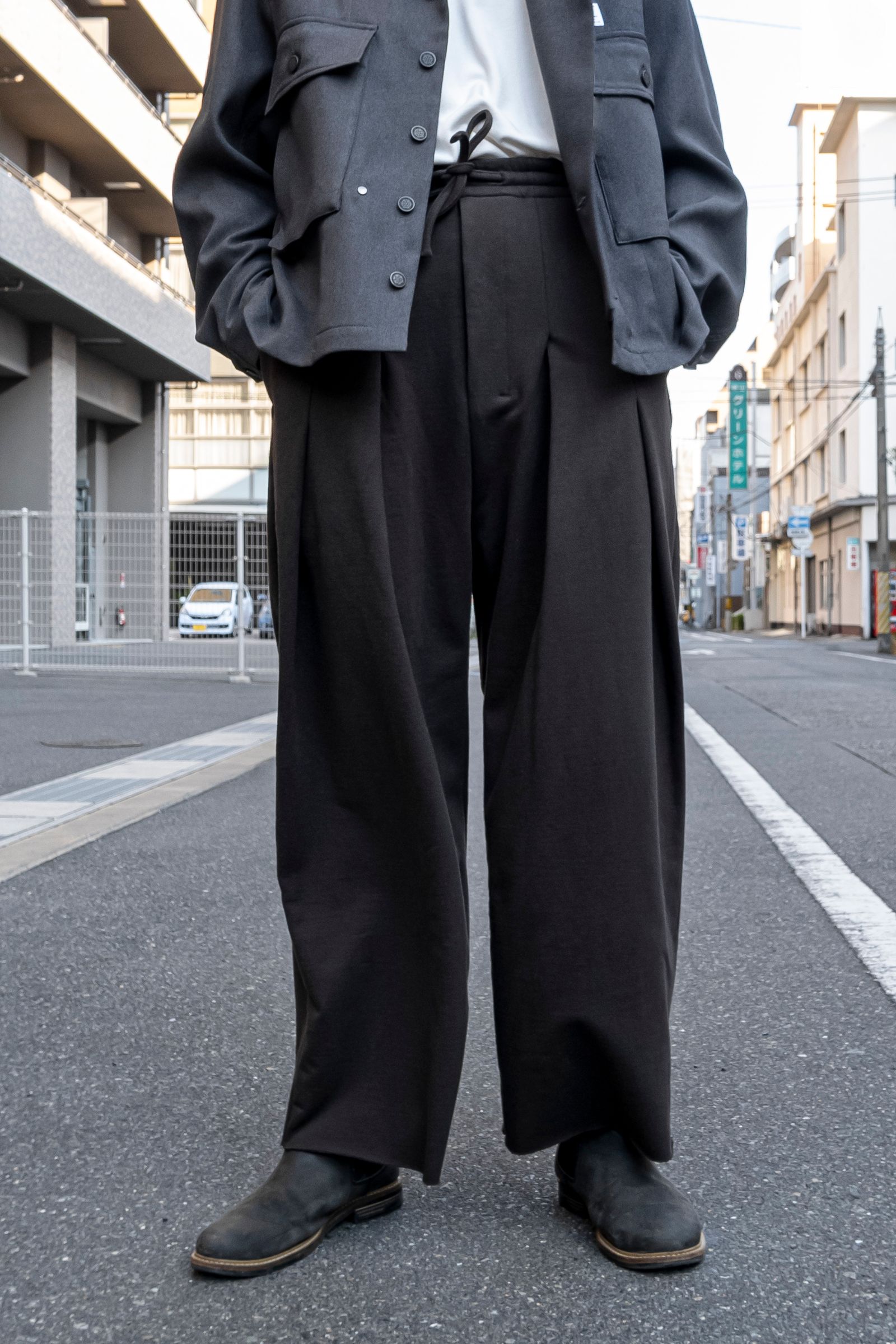 ブランドコンセプトはBlushinya kozuka Home Baggy Pants ホームバギーパンツ