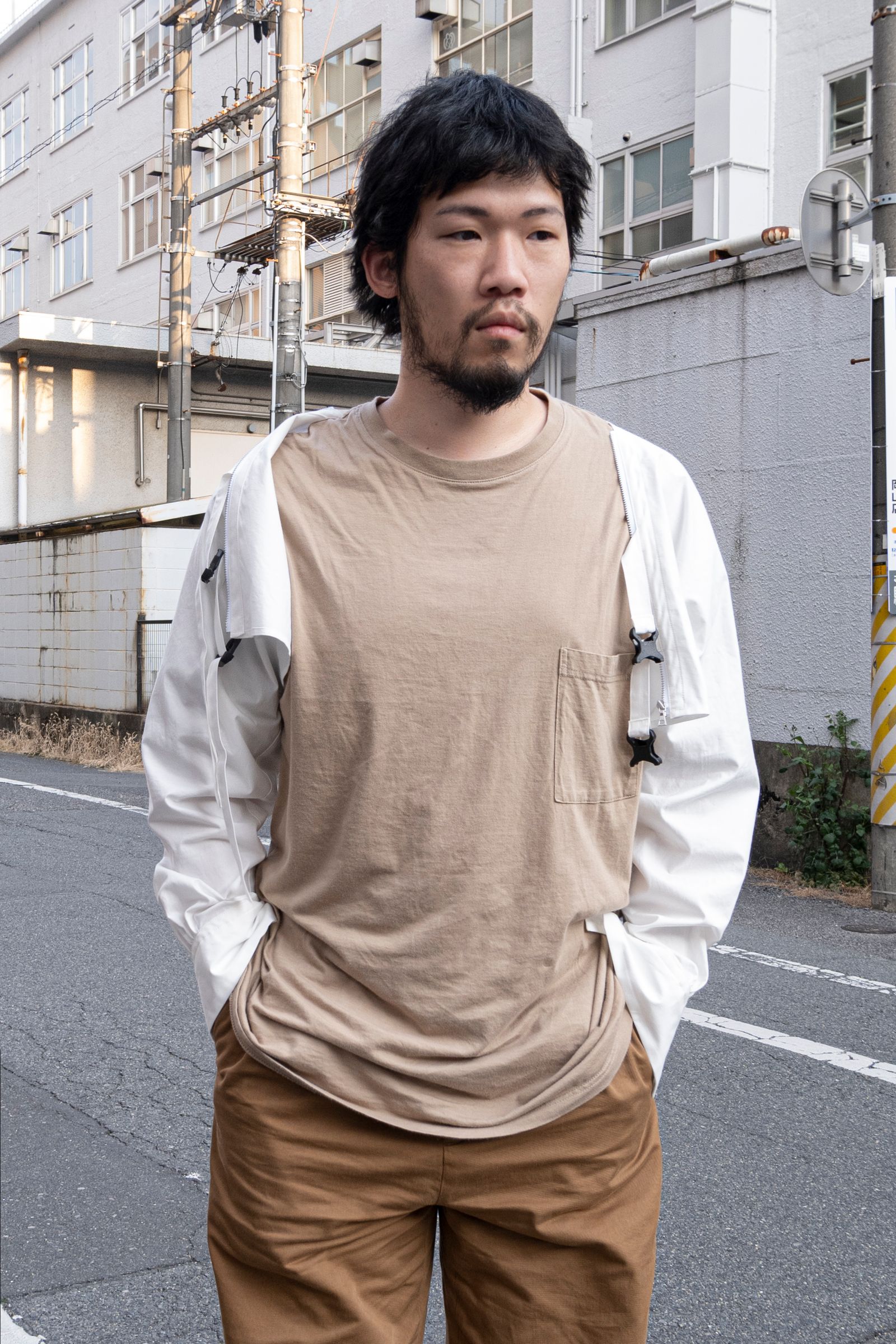 meagratia - separated shirt / wht | Retikle Online Store