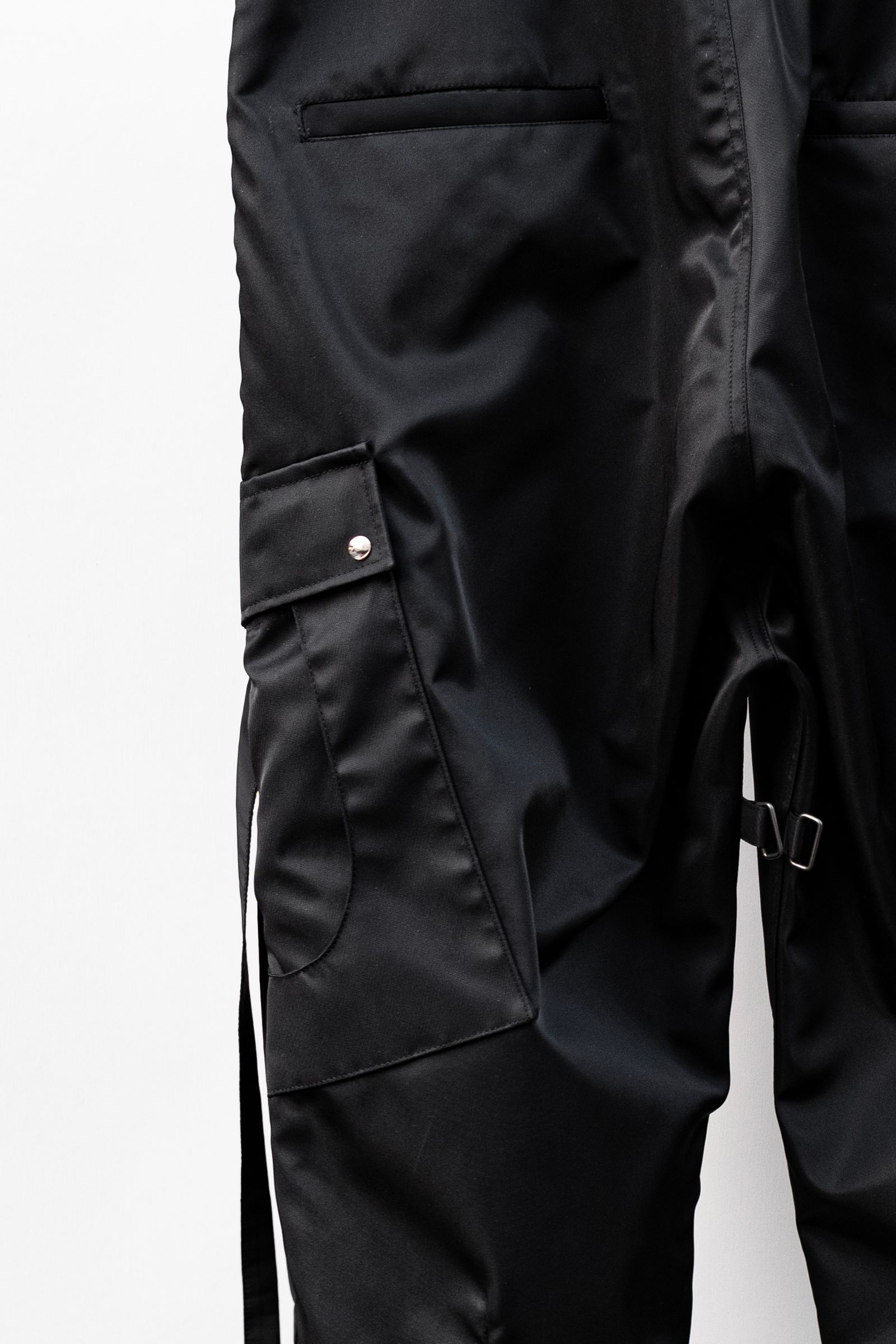 Nylon tech cargo pants