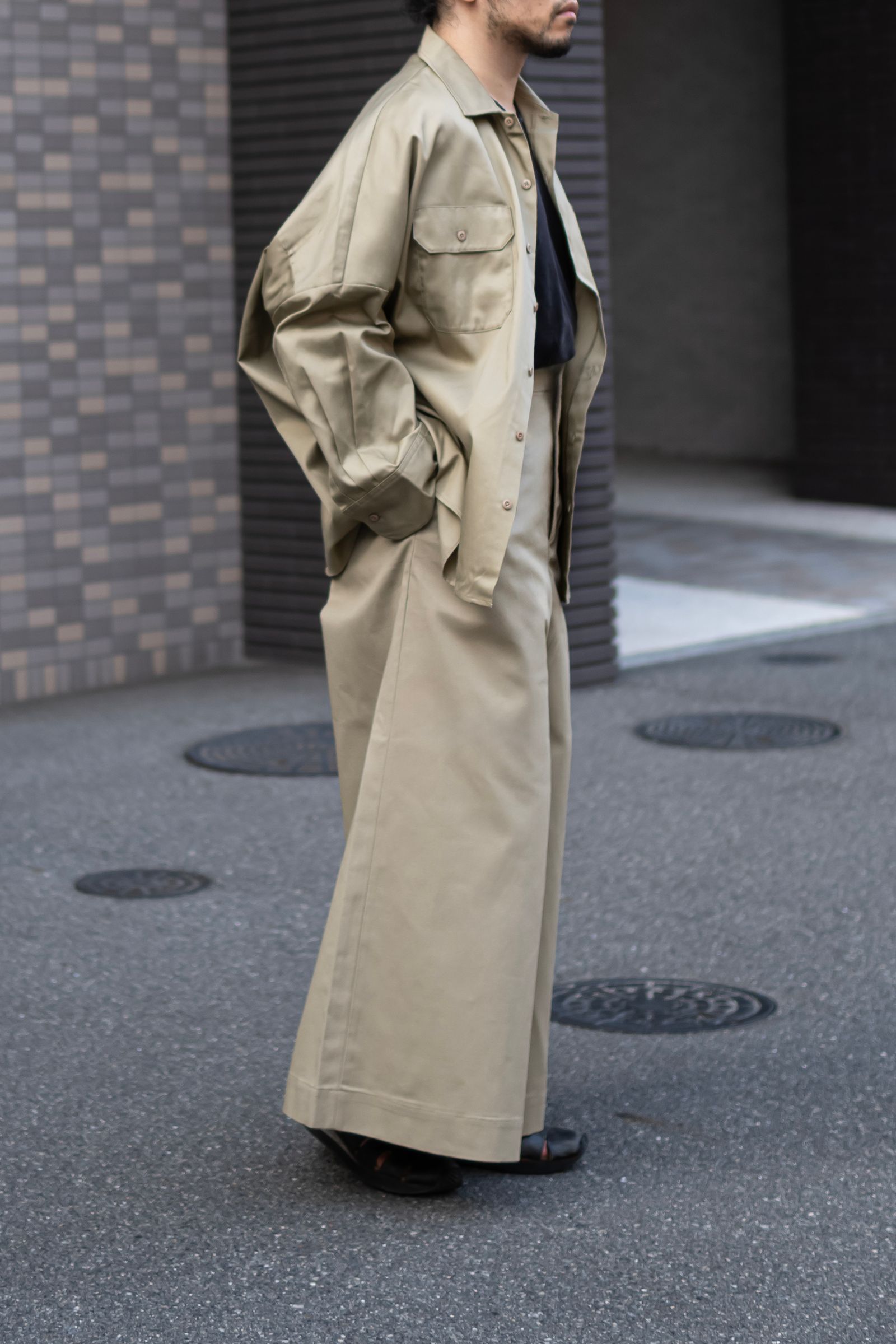 【SHINYAKOZUKA×Dickies】LOOSE WITH DICKIES / KHAKI