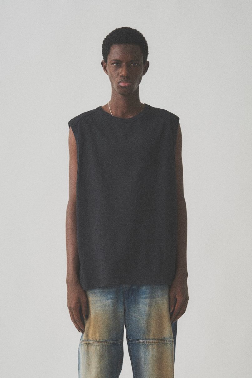 FADE WASH SIGNATURE NO SLEEVE / BLACK
