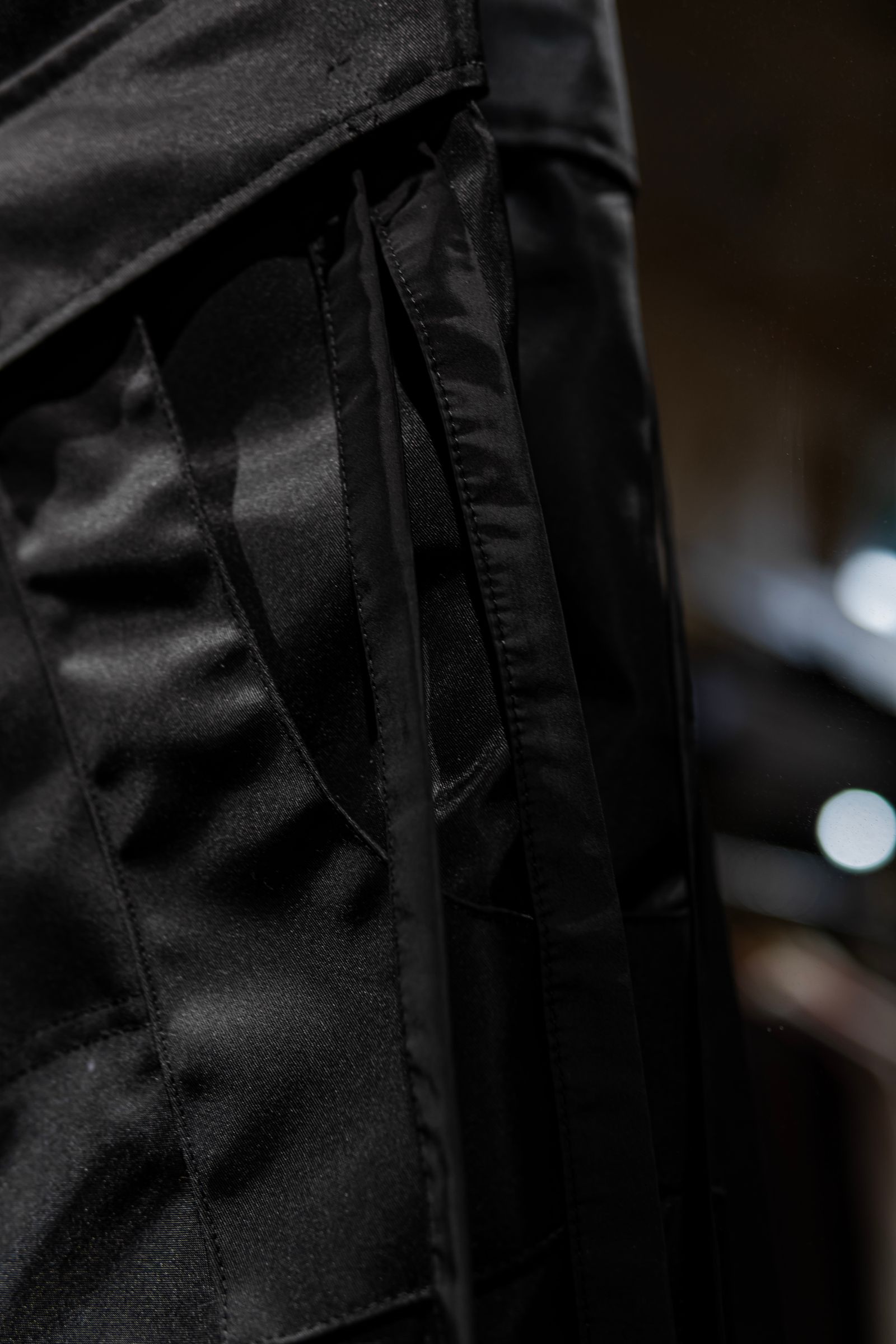 Nylon tech cargo pants