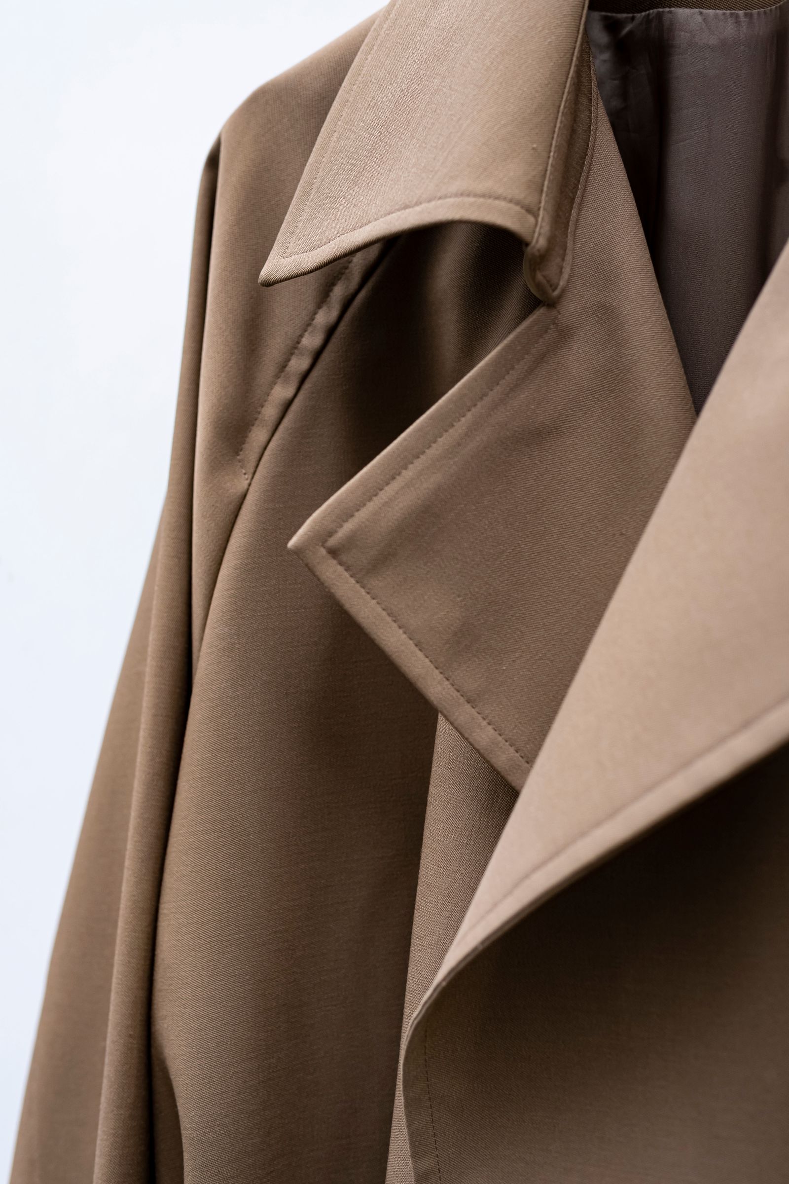 Blanc YM - Short trench coat / Brown | Retikle Online Store